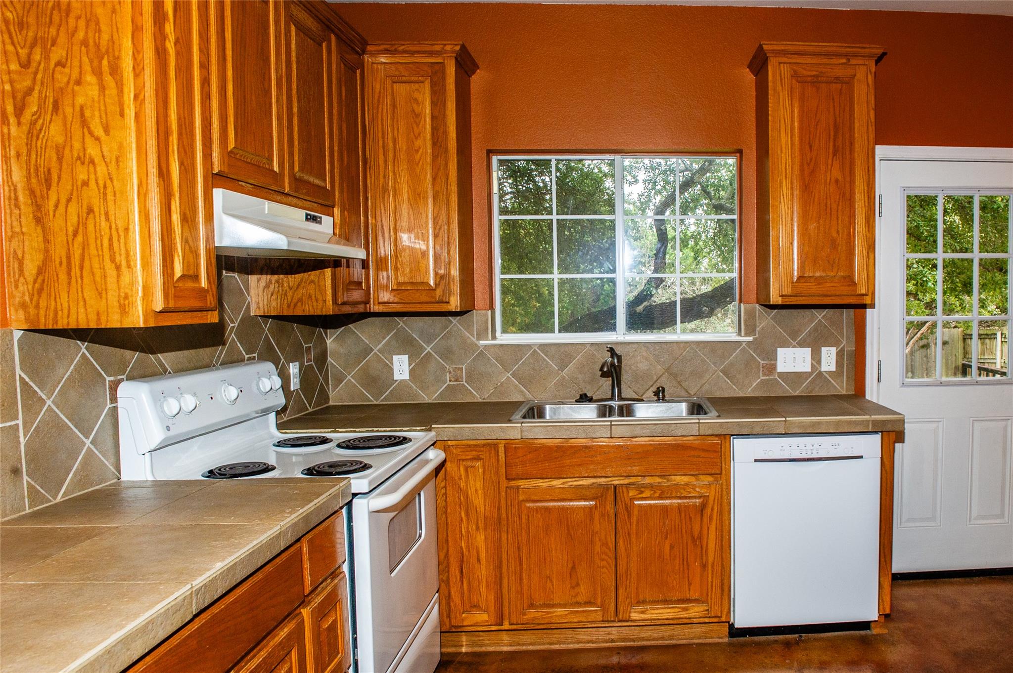 2003 White Dove Pass, Austin, TX 78734