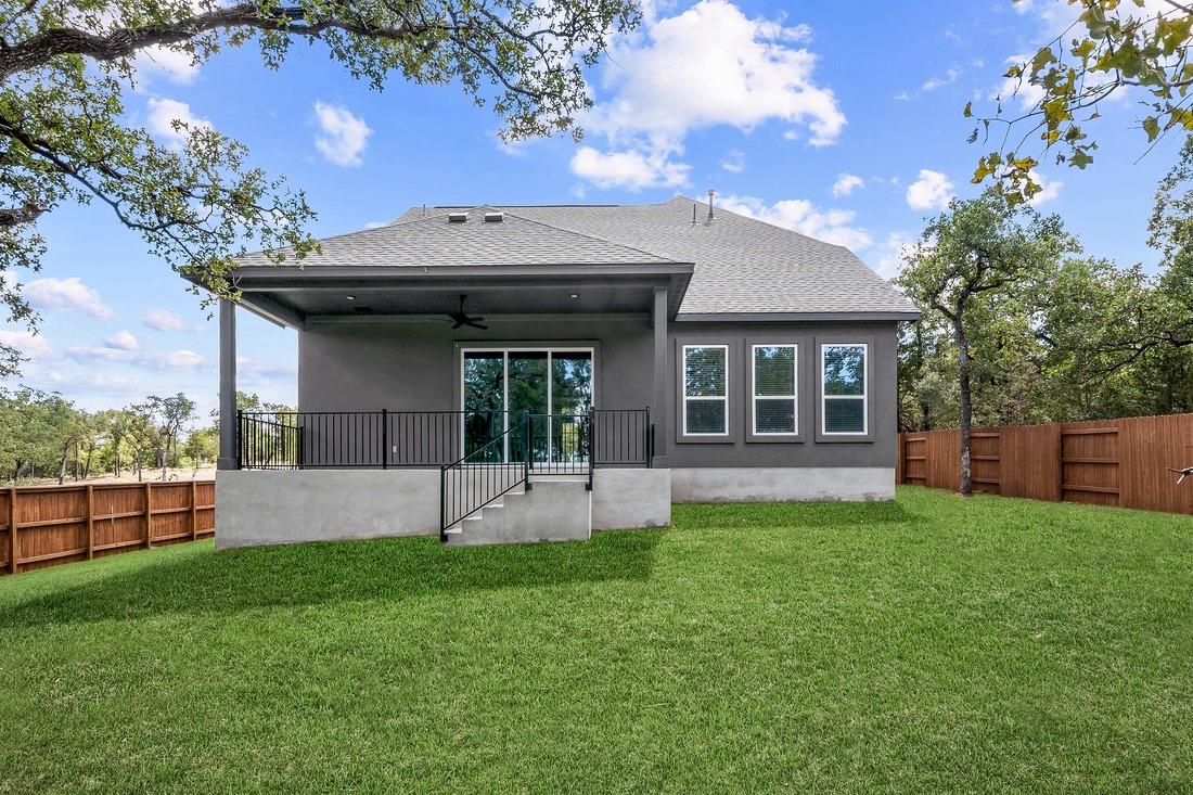 102 Kent St, Bastrop, TX 78602