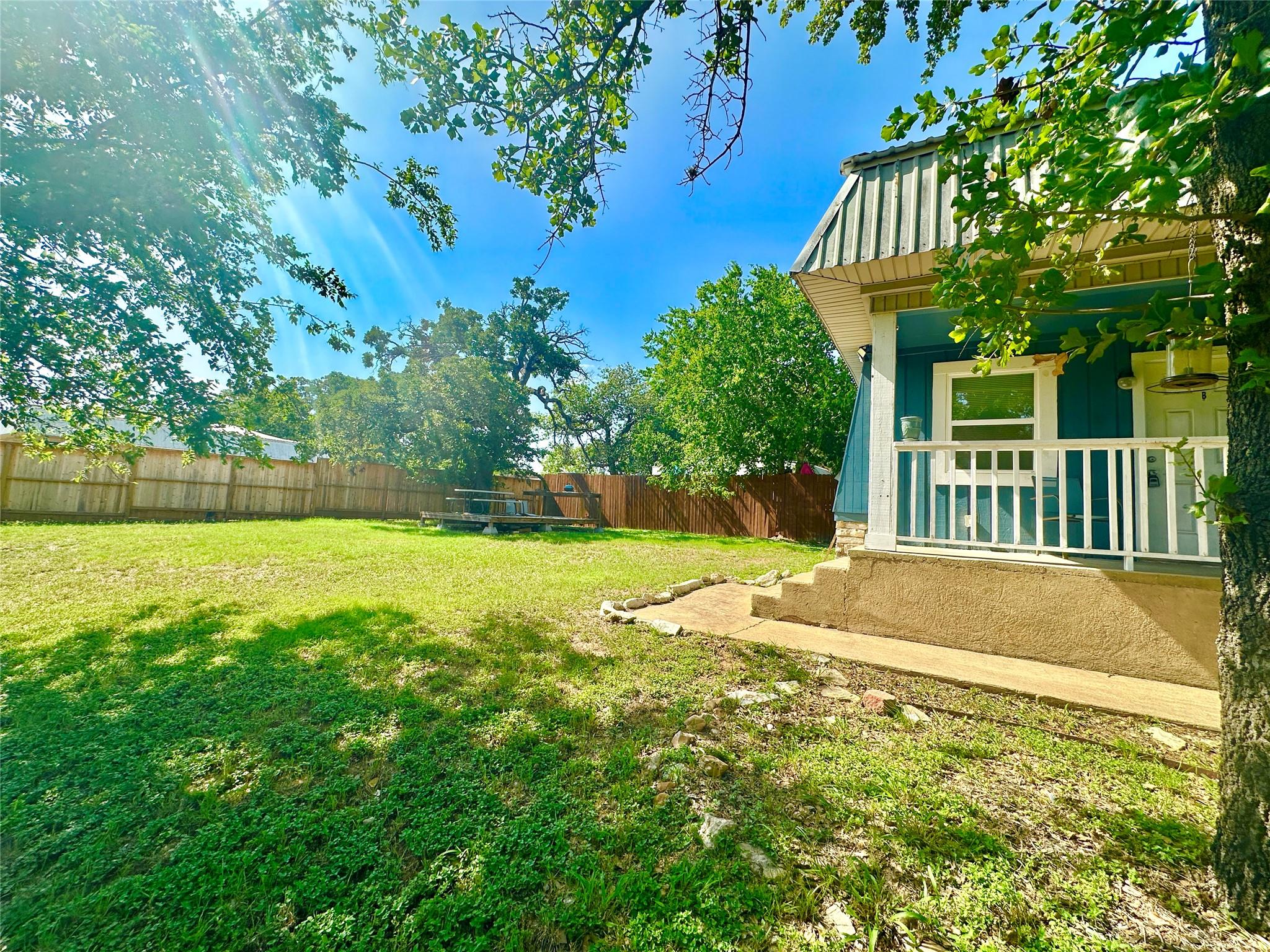 1302 S Quinlan Park Rd, Austin, TX 78732