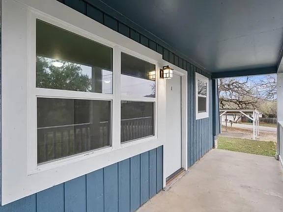 1302 S Quinlan Park Rd, Austin, TX 78732