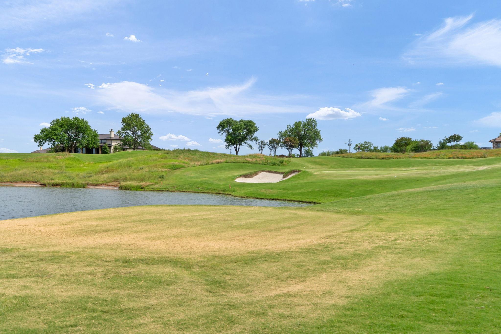 1808 Ballinger Dr, Spicewood, TX 78669