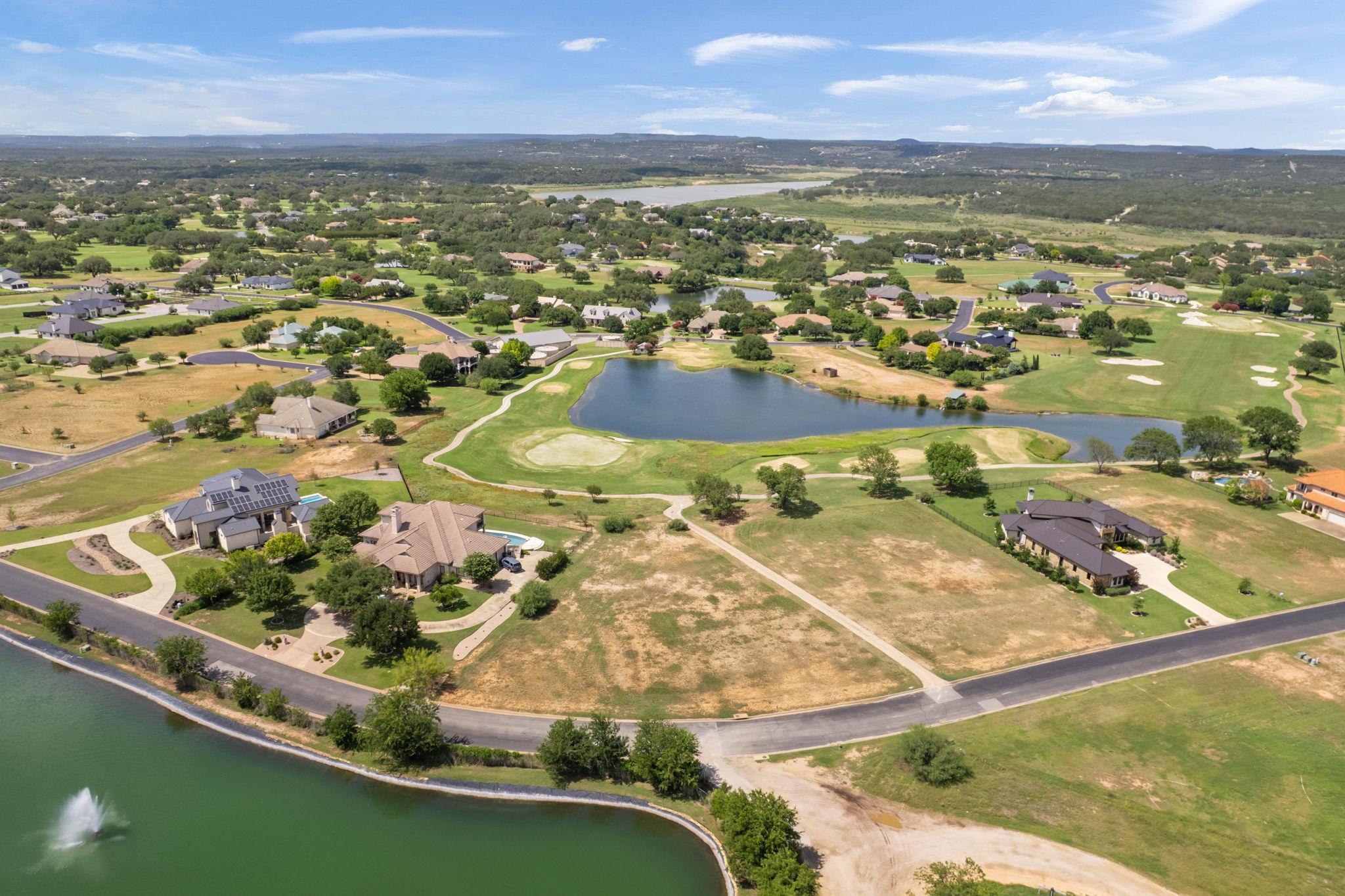 1808 Ballinger Dr, Spicewood, TX 78669