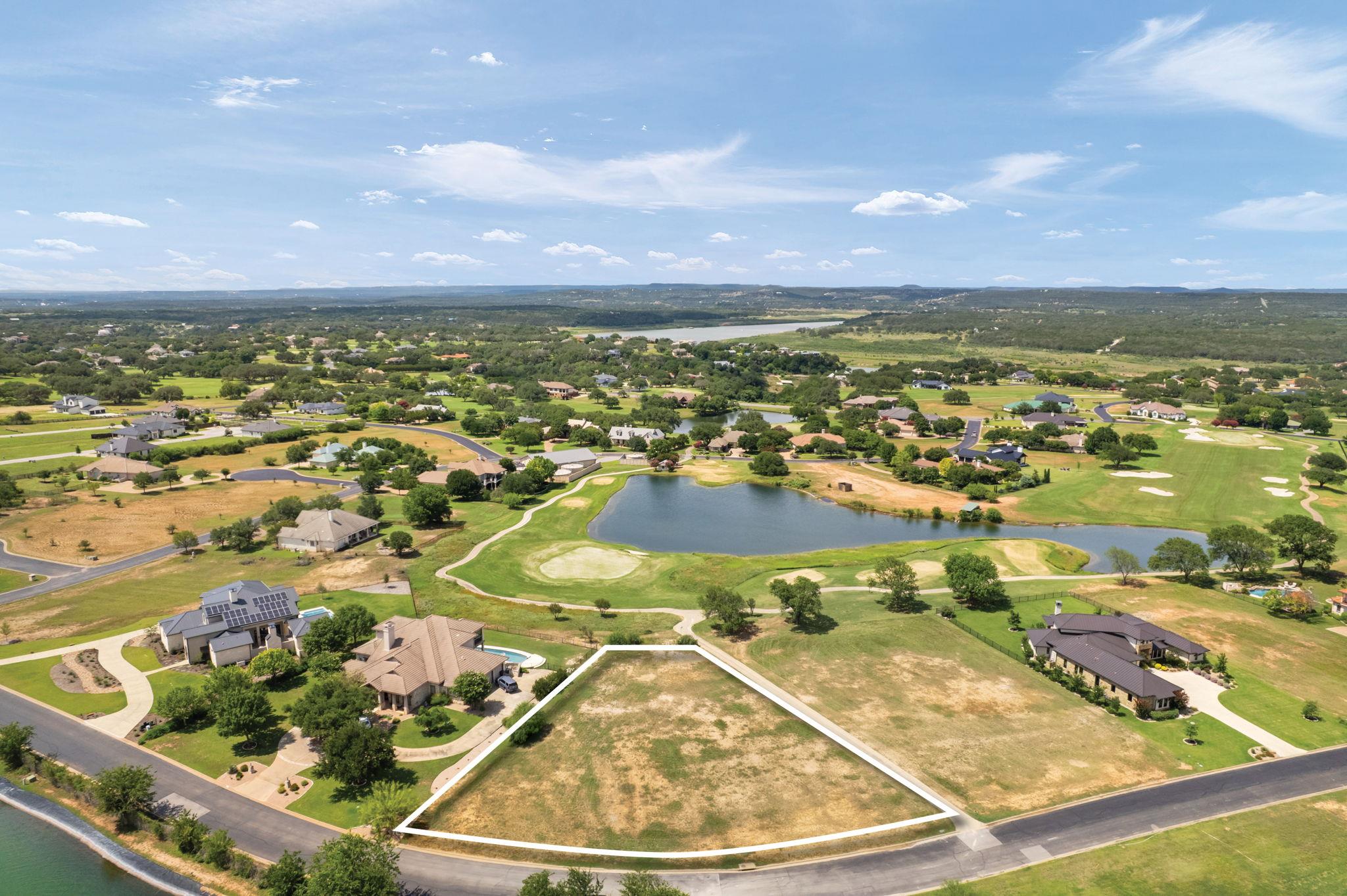 1808 Ballinger Dr, Spicewood, TX 78669