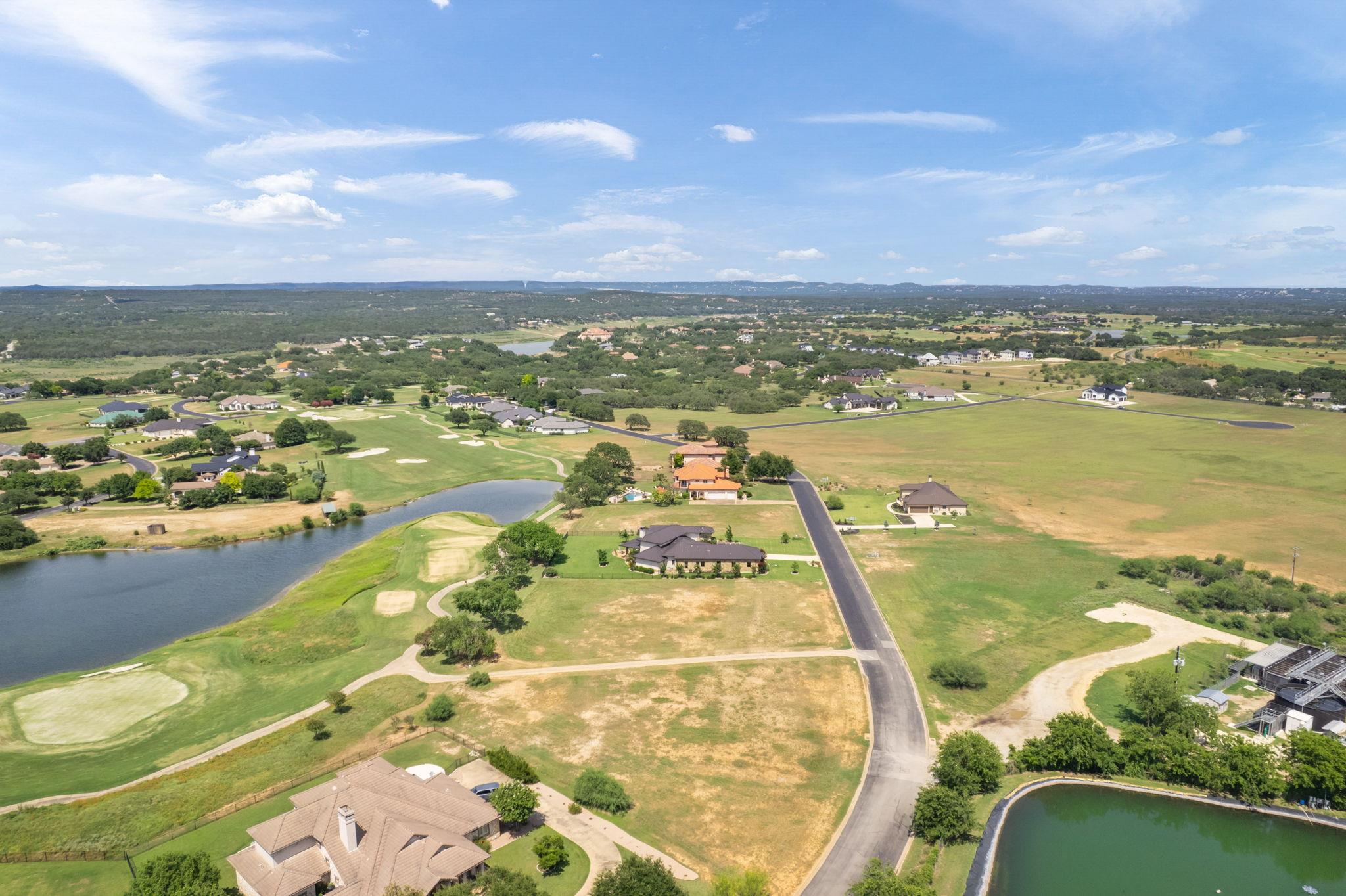 1808 Ballinger Dr, Spicewood, TX 78669