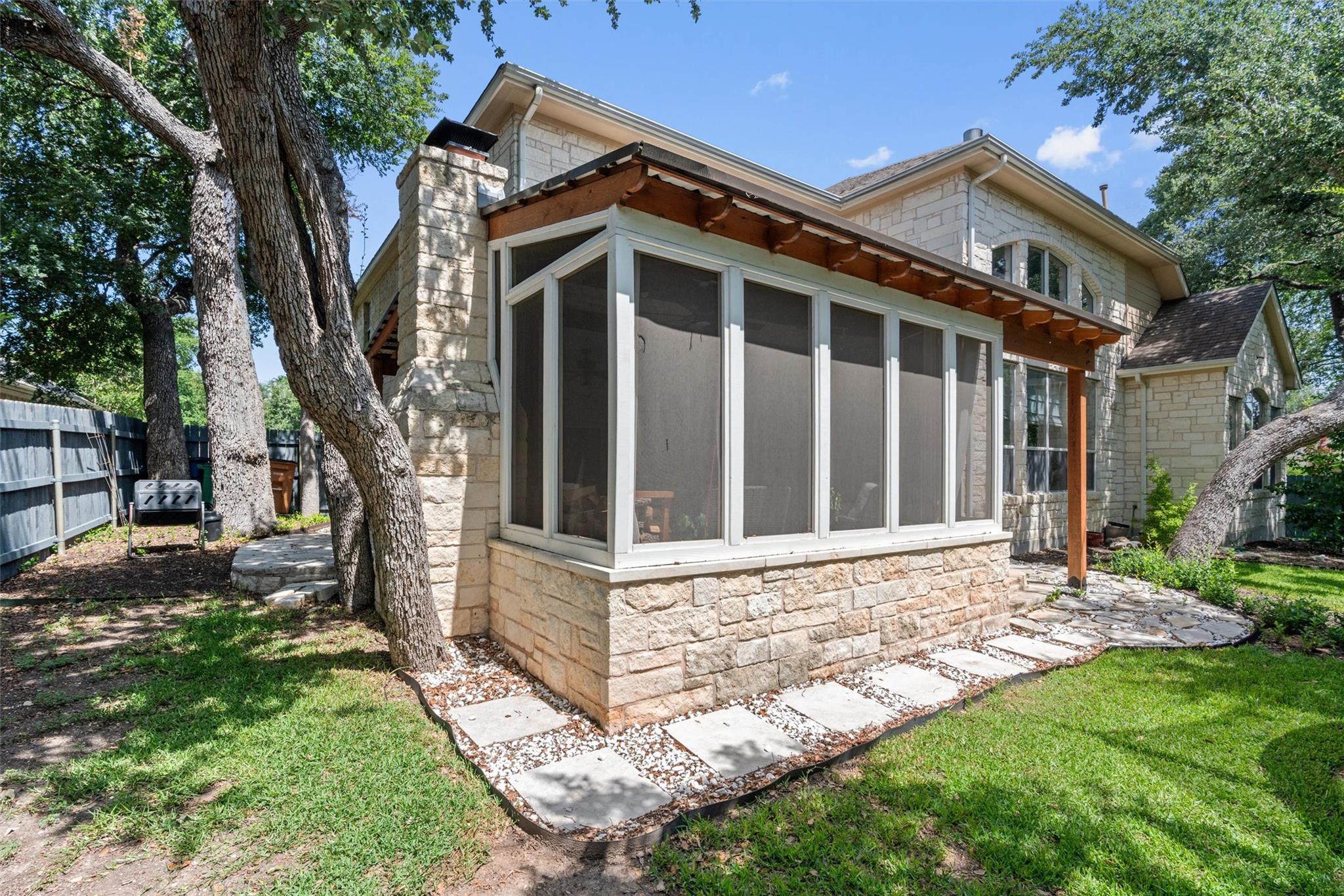 7016 Tanaqua Ln, Austin, TX 78739