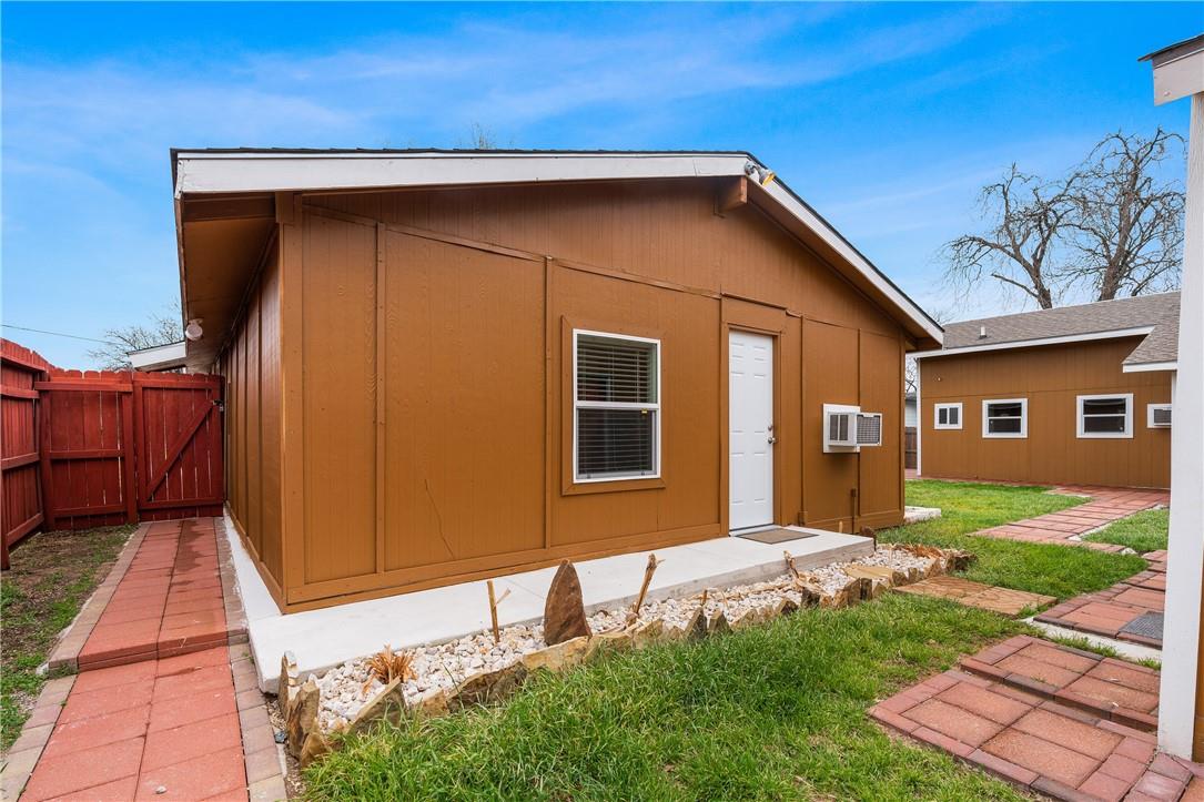 4414 Diane Dr # 1B, Austin, TX 78745