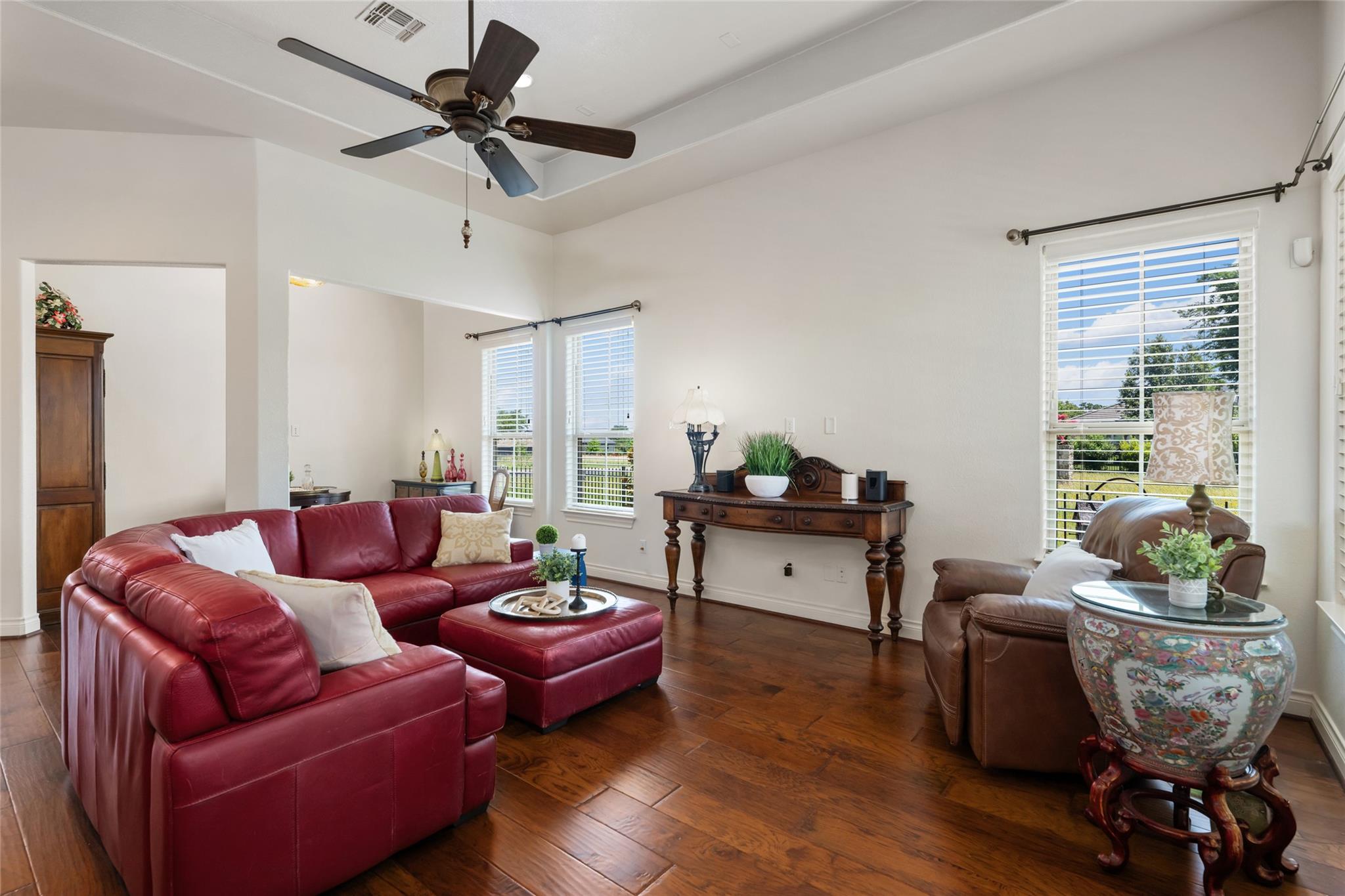 109 Limestone Dr, Georgetown, TX 78628