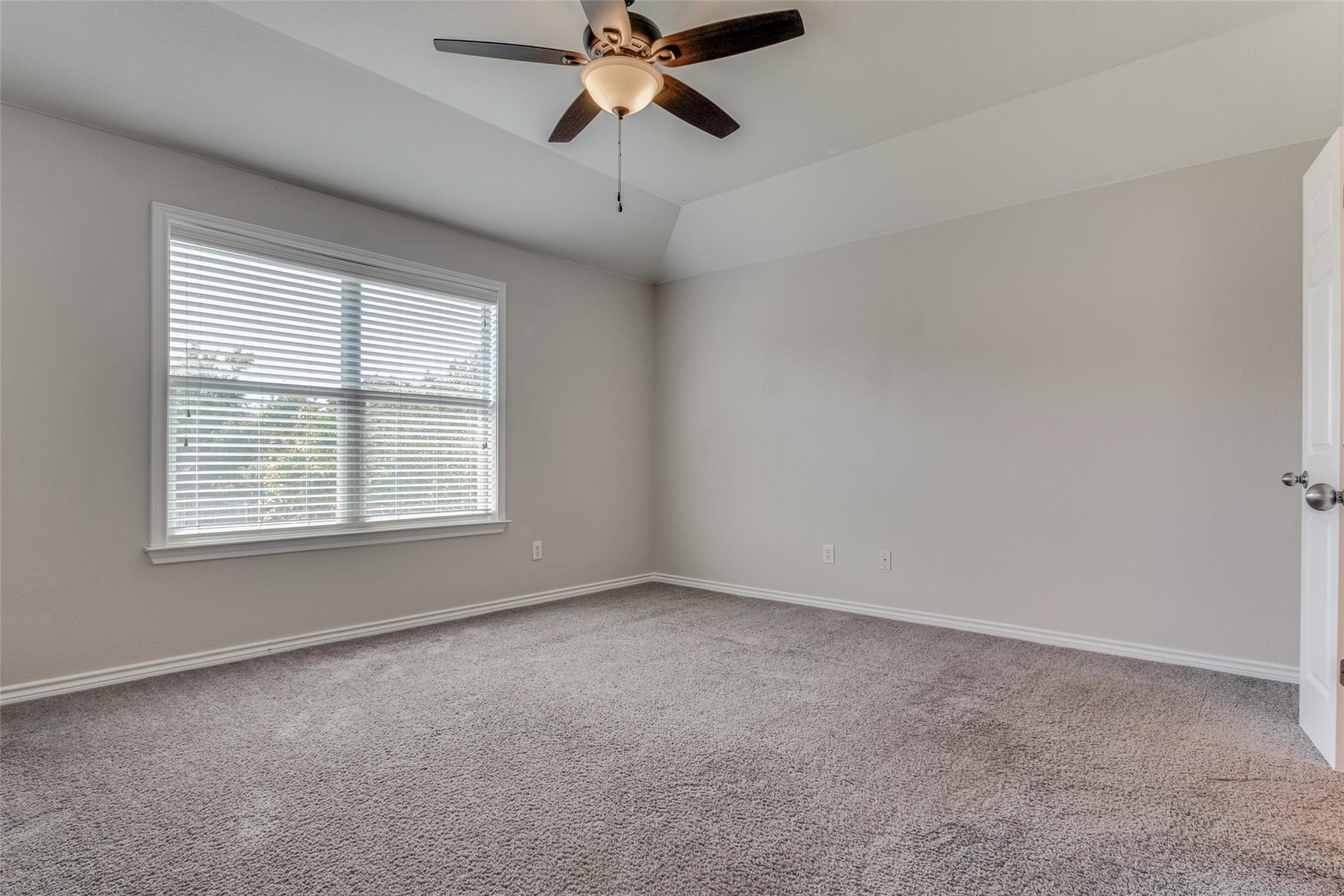 2813 Kickapoo Cavern Dr, Pflugerville, TX 78660