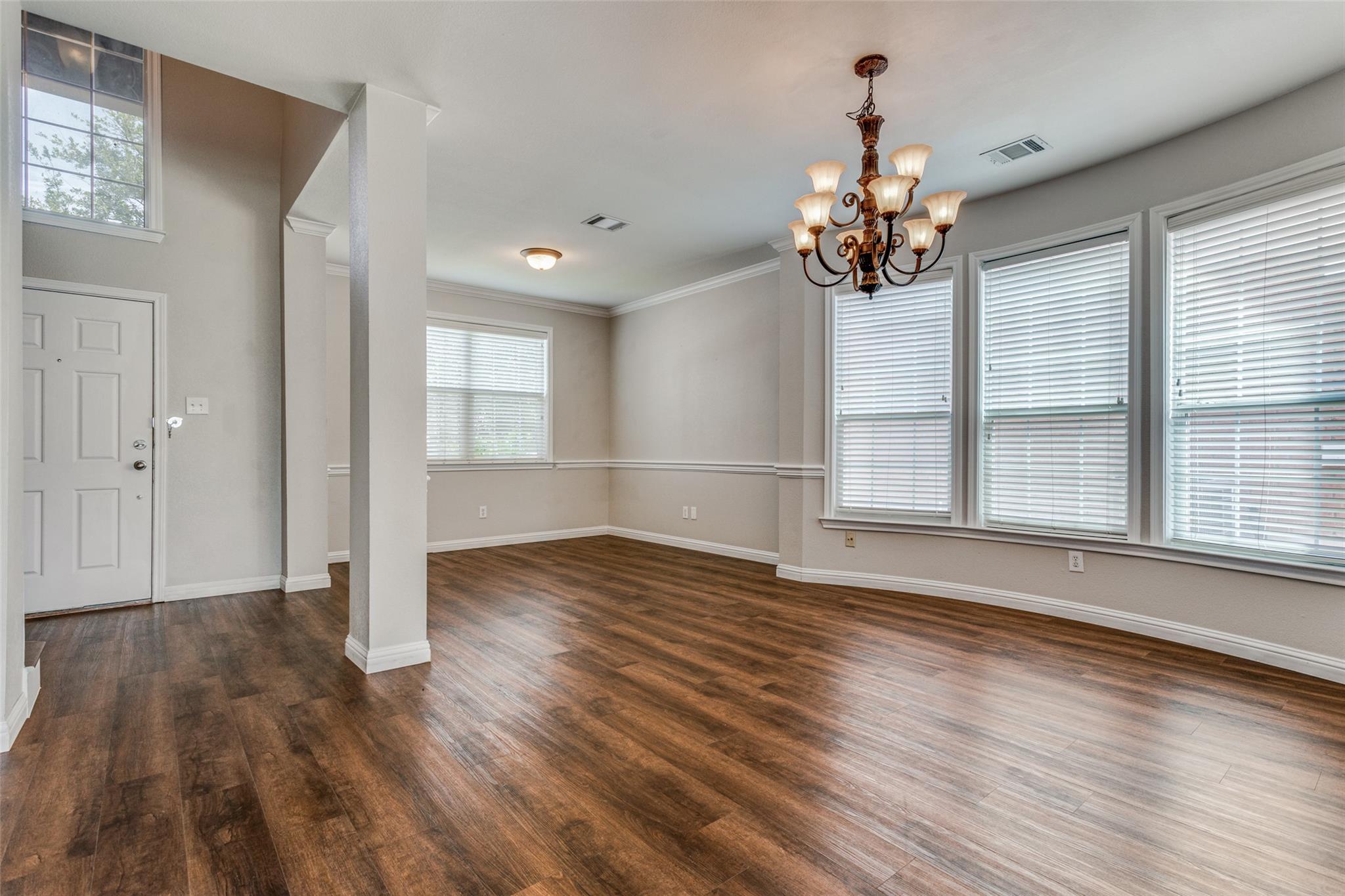 2813 Kickapoo Cavern Dr, Pflugerville, TX 78660