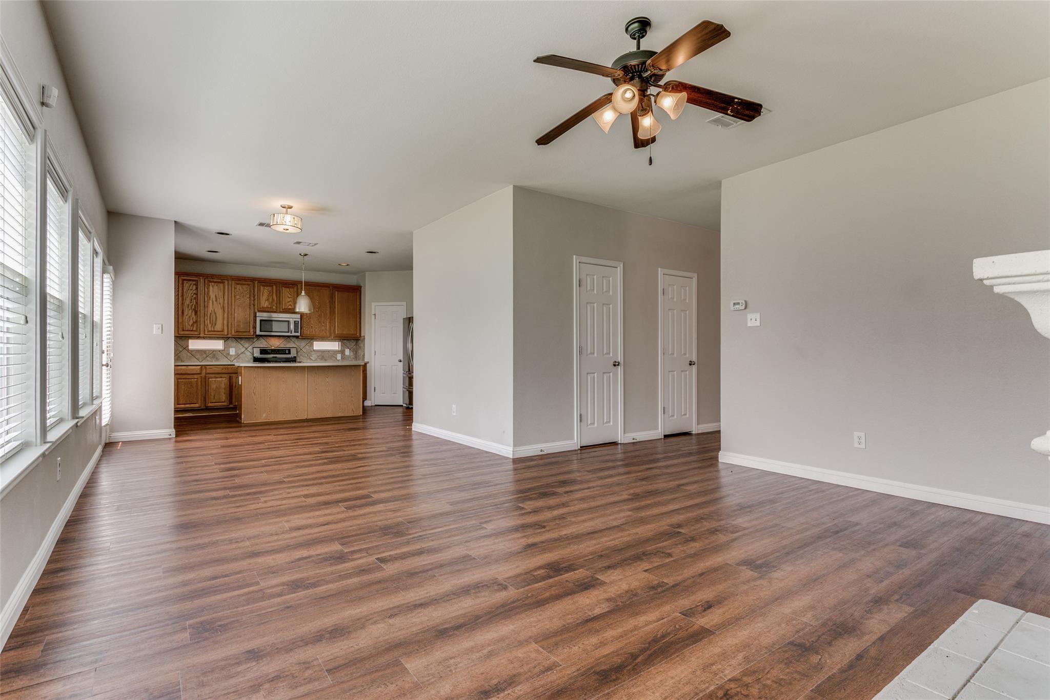 2813 Kickapoo Cavern Dr, Pflugerville, TX 78660