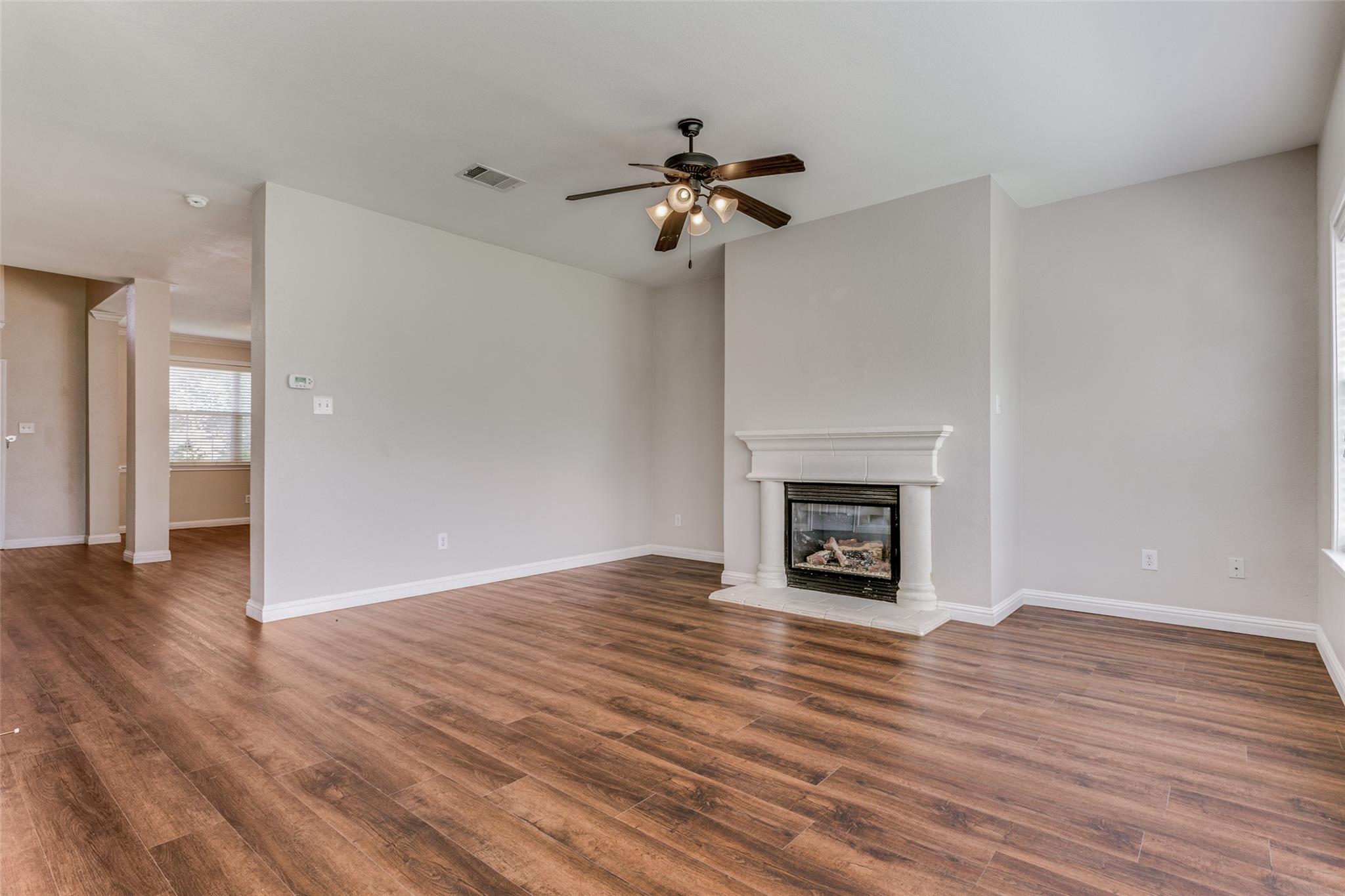 2813 Kickapoo Cavern Dr, Pflugerville, TX 78660