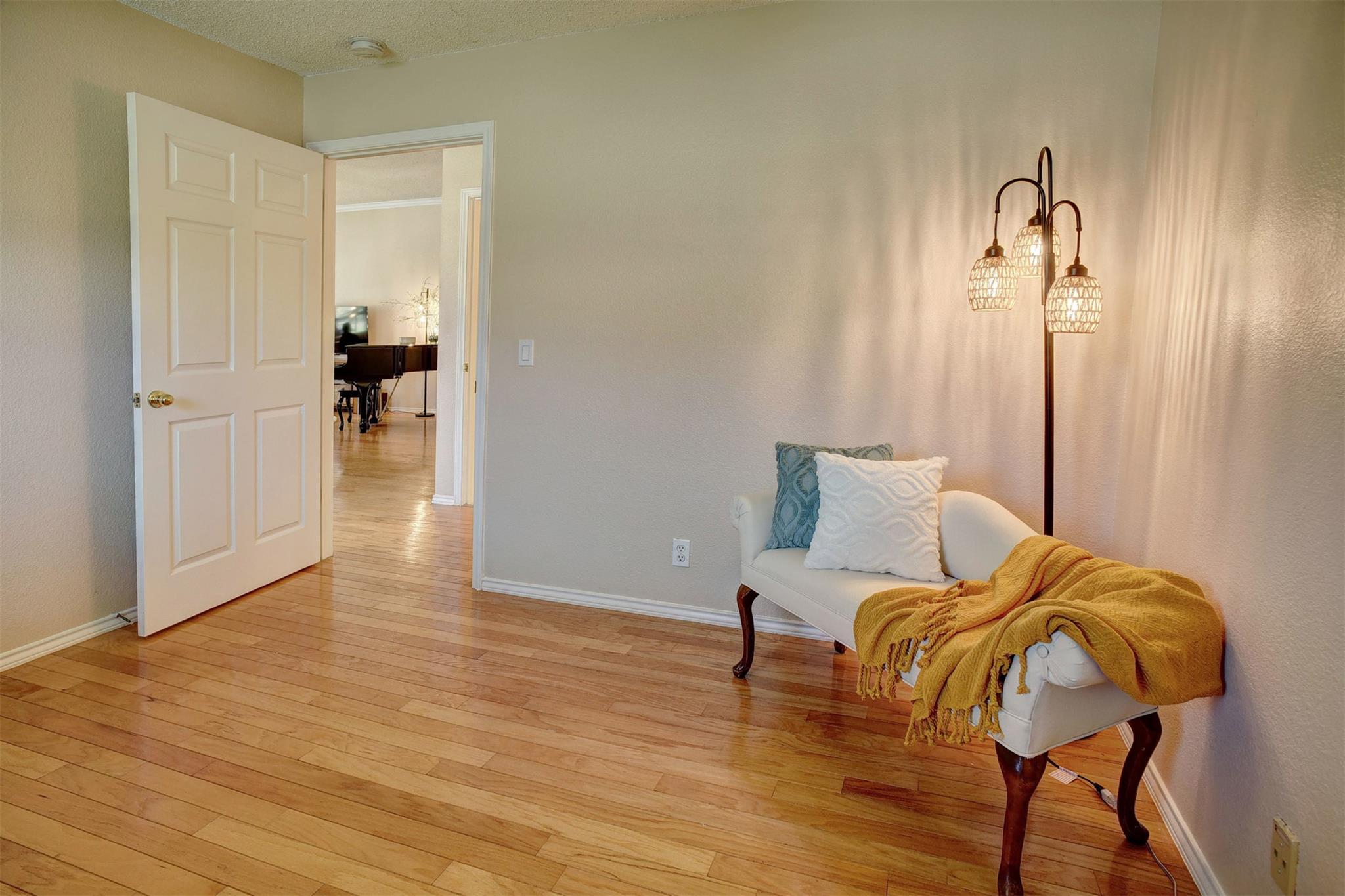 9134 Edwardson Ln, Austin, TX 78749