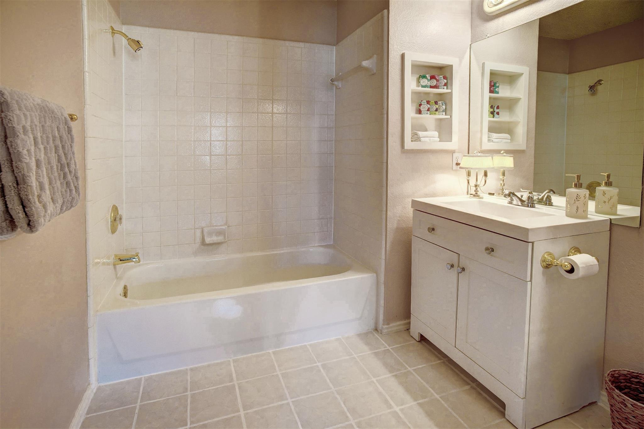 9134 Edwardson Ln, Austin, TX 78749