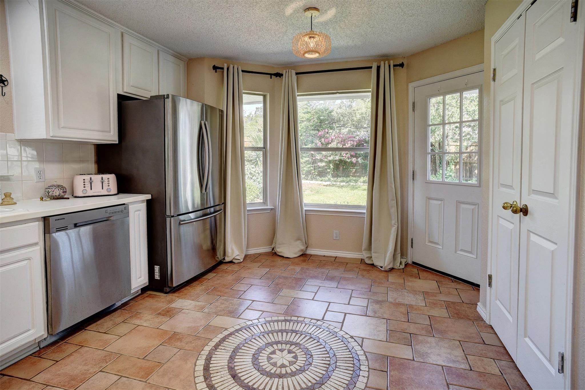 9134 Edwardson Ln, Austin, TX 78749