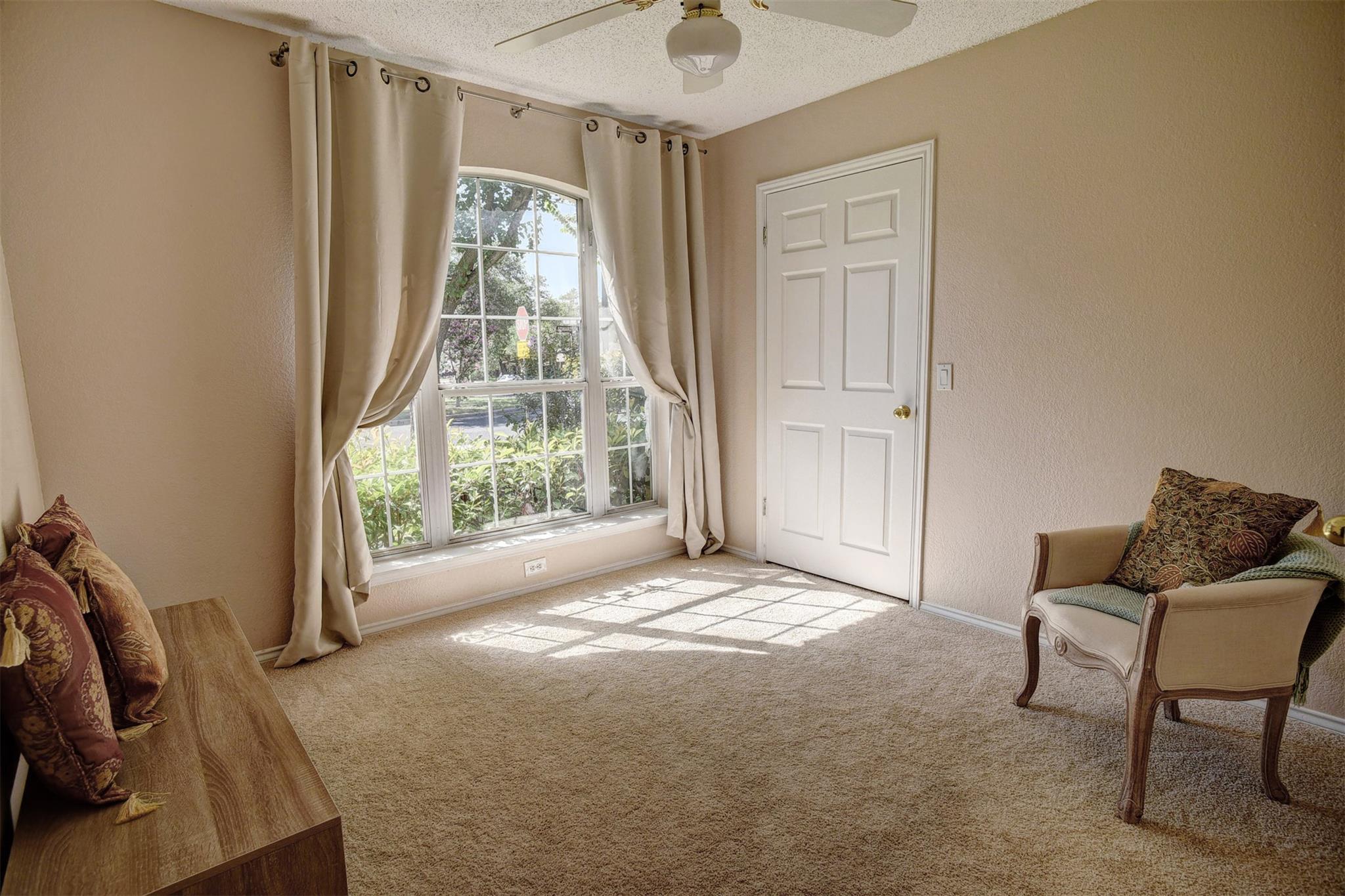 9134 Edwardson Ln, Austin, TX 78749