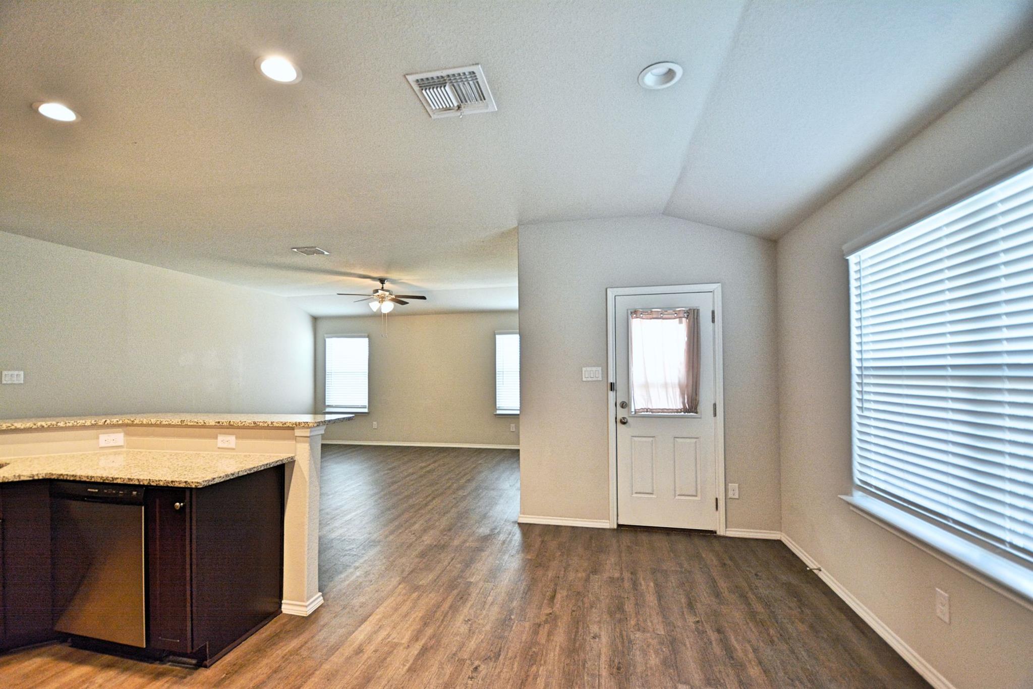 475 Autumn Leaf Dr, New Braunfels, TX 78130