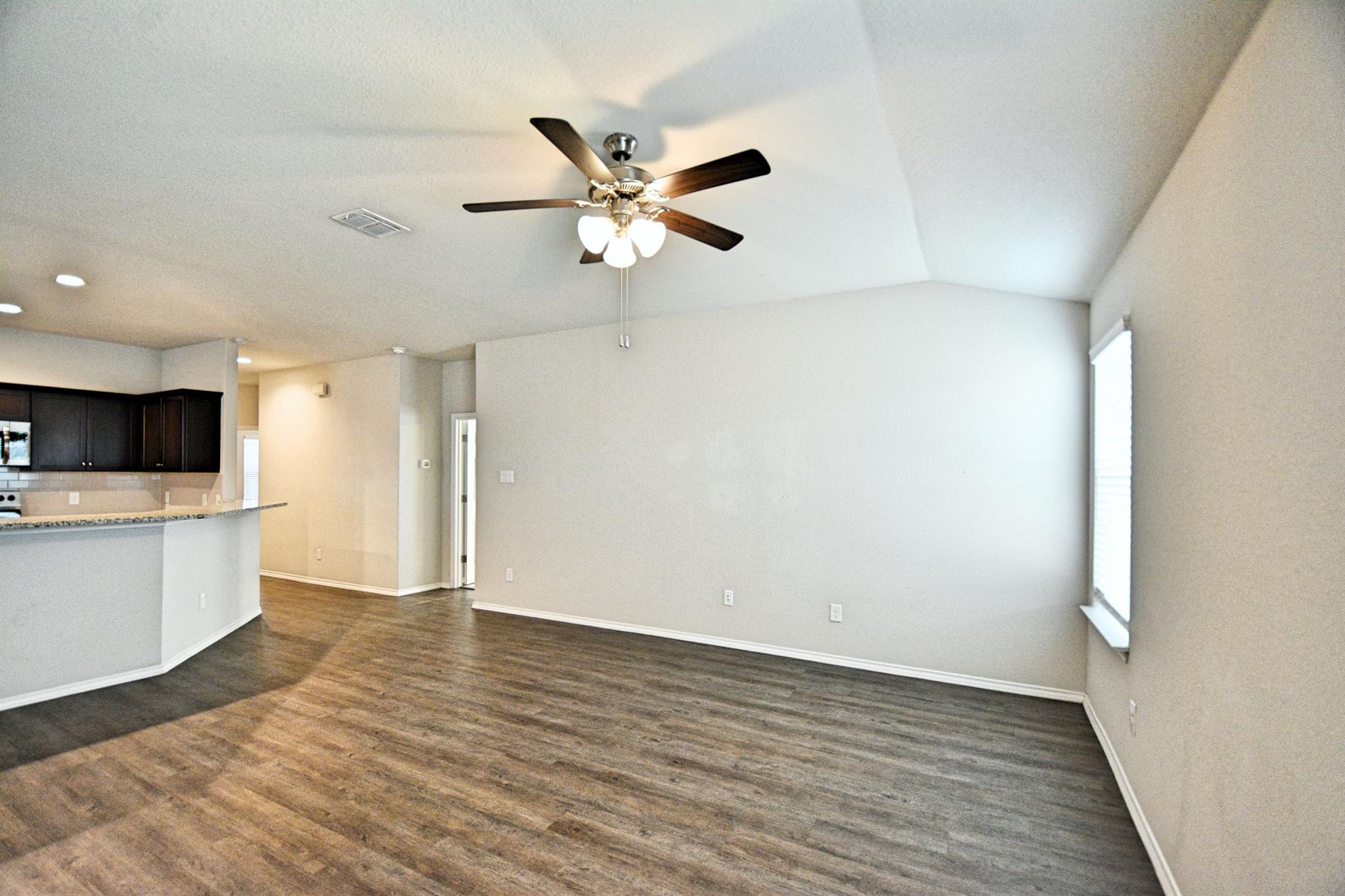 475 Autumn Leaf Dr, New Braunfels, TX 78130