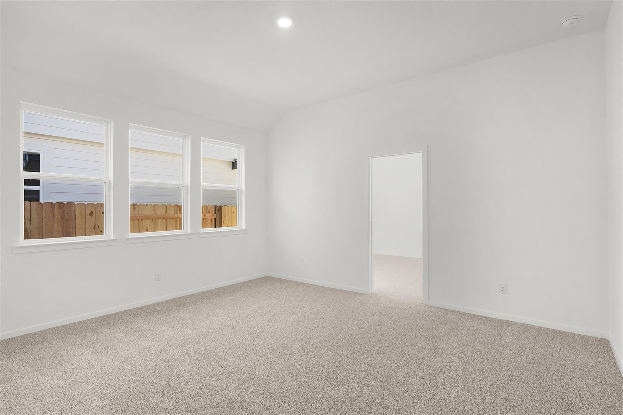 25621 Flora Bella Ln, Elgin, TX 78621