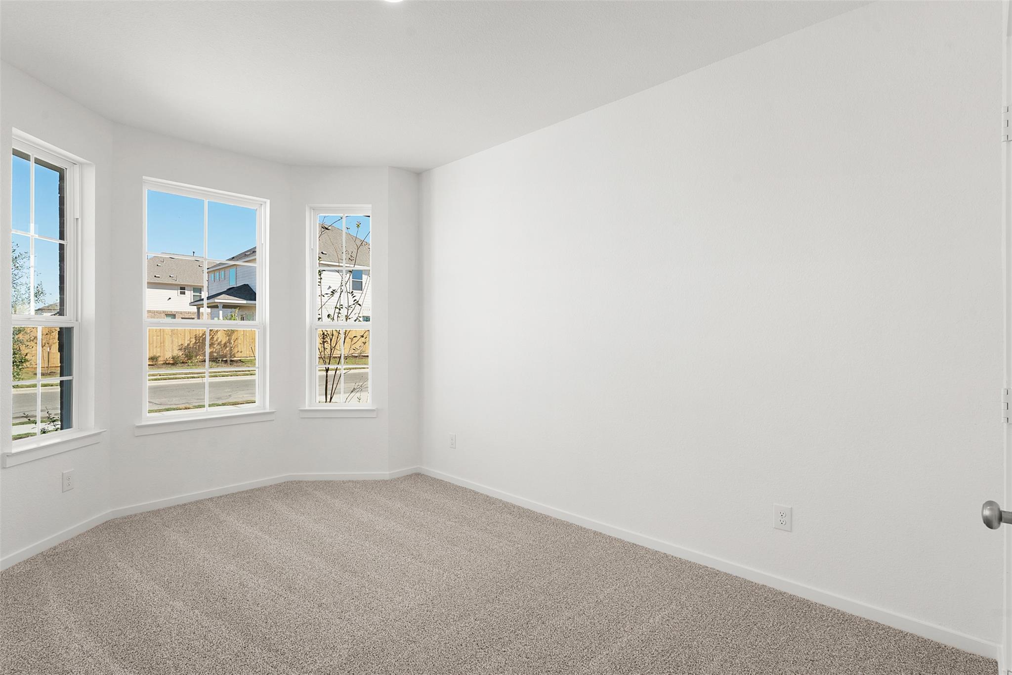 25621 Flora Bella Ln, Elgin, TX 78621