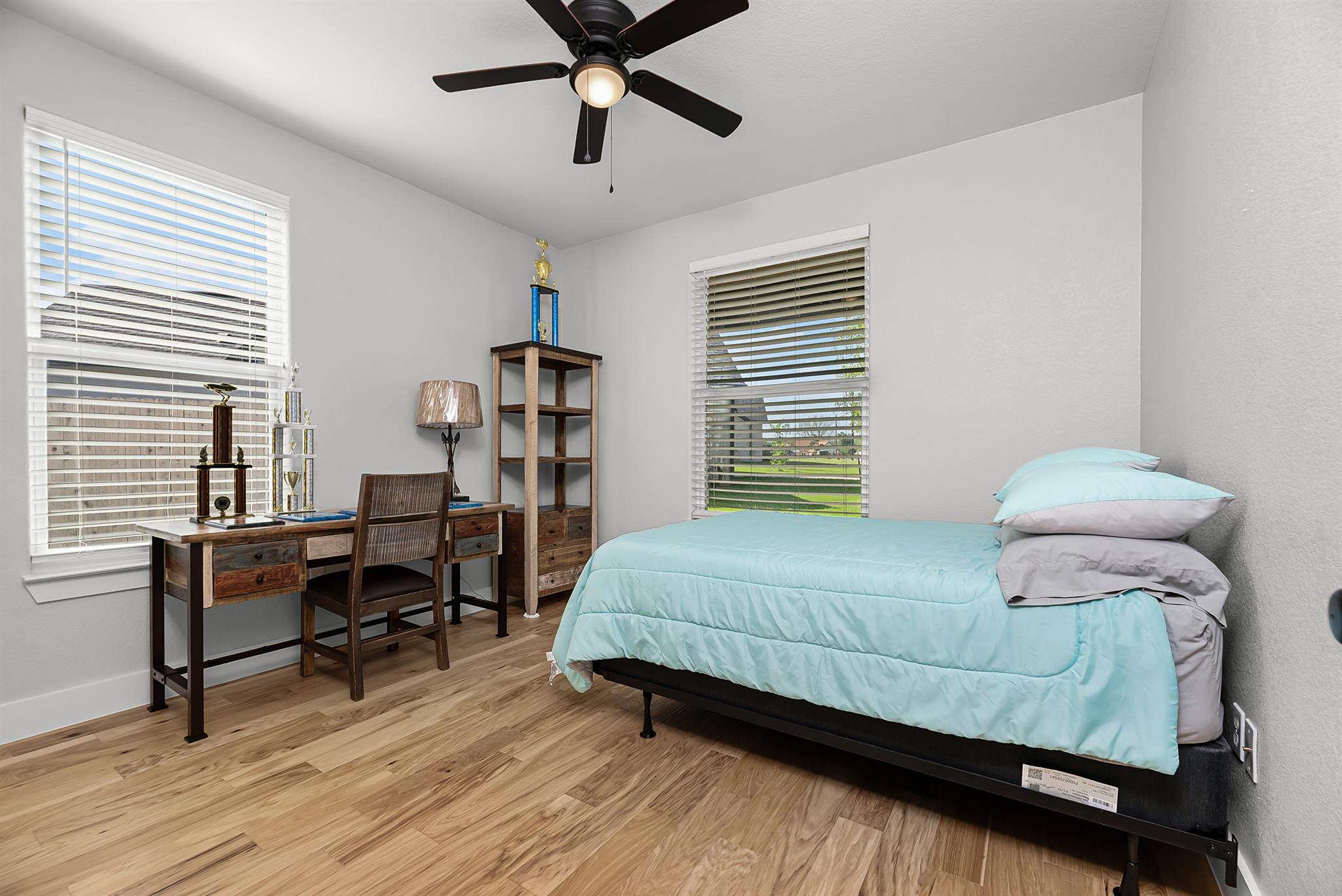 110 Les Ln, Smithville, TX 78957