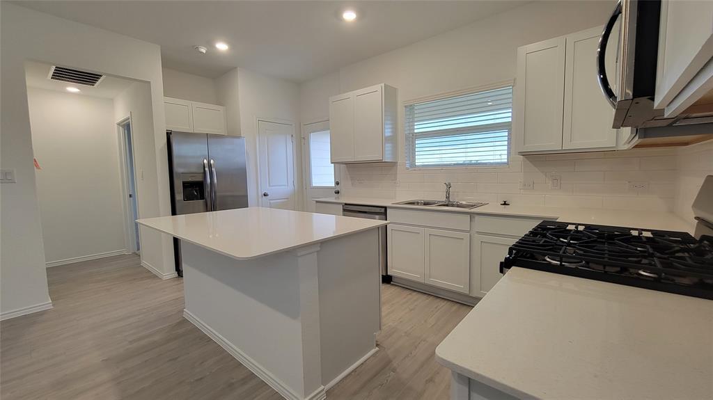 587 Avre Loop, Kyle, TX 78640