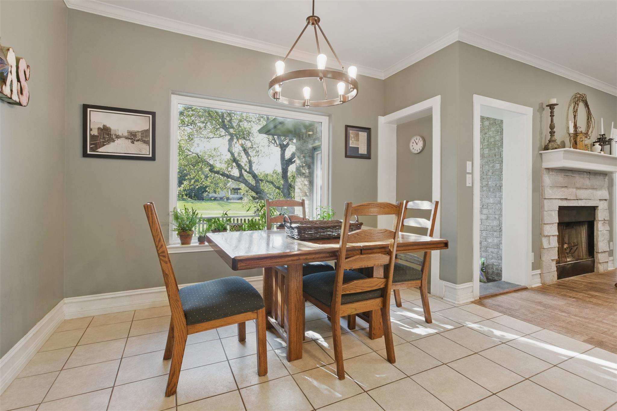 21457 Lakefront Dr, Lago Vista, TX 78645