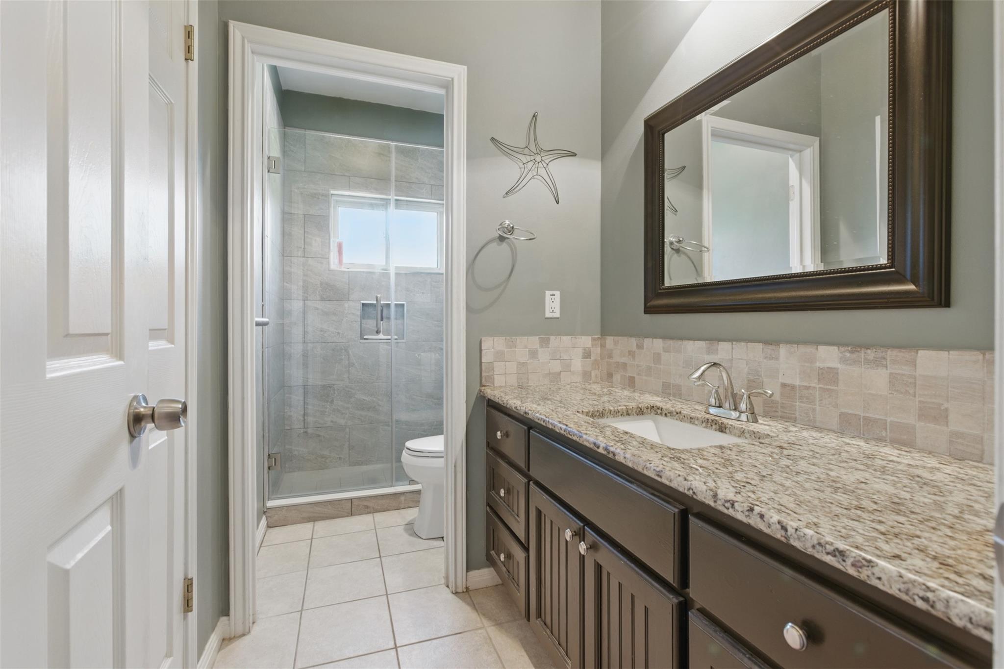 21457 Lakefront Dr, Lago Vista, TX 78645