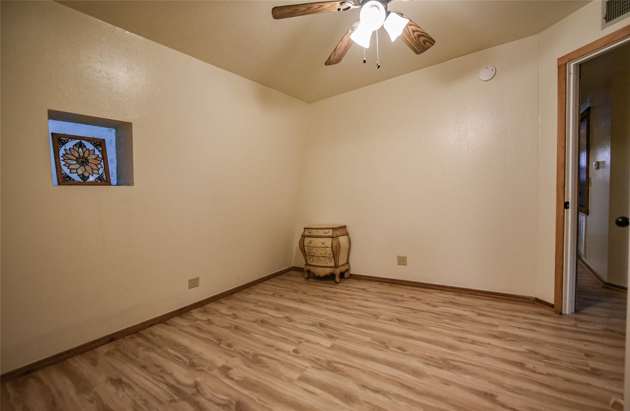 507 W Fawn St, Caldwell, TX 77836