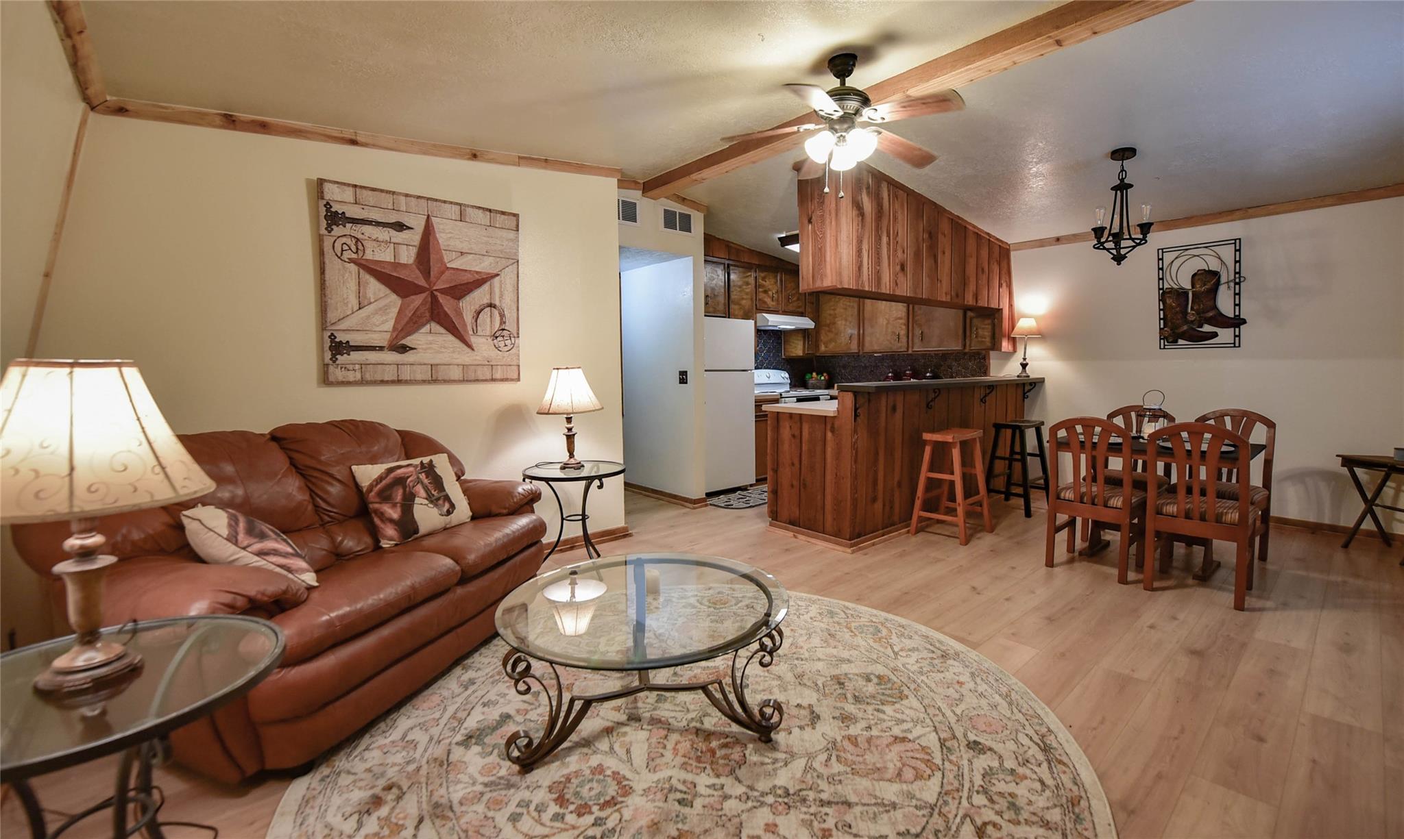 507 W Fawn St, Caldwell, TX 77836