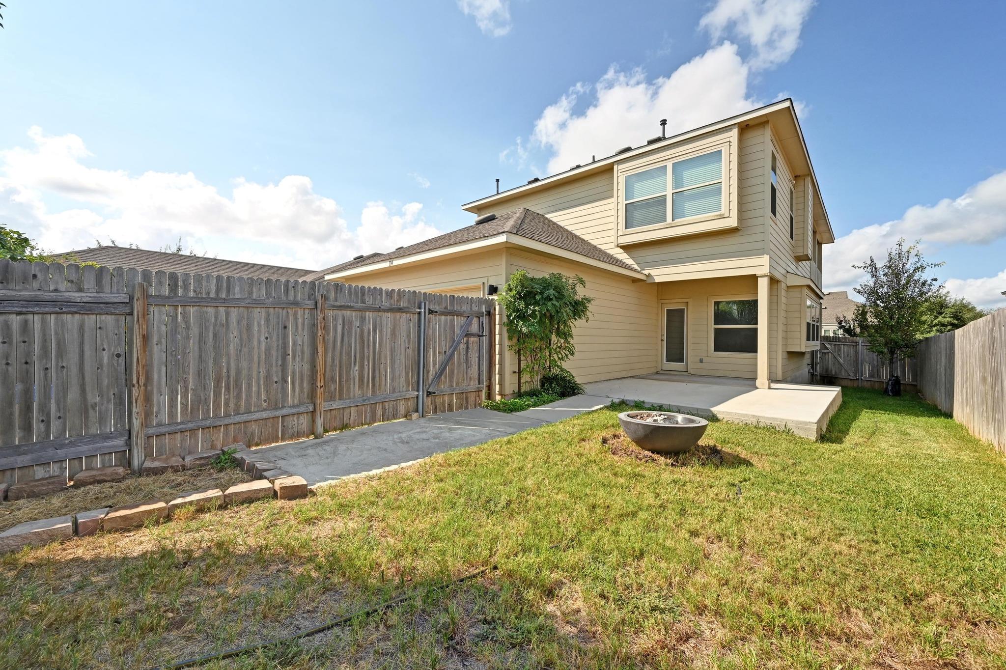 114 Alford St, San Marcos, TX 78666
