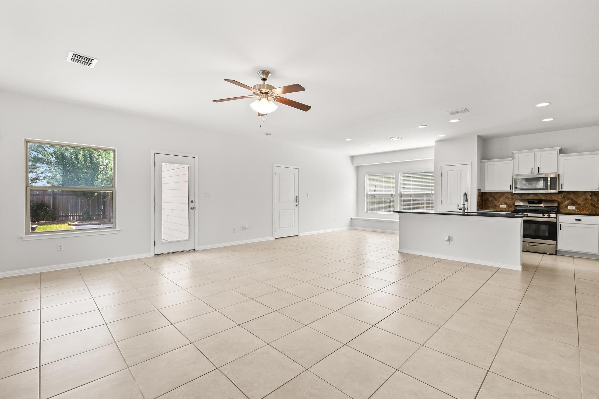 114 Alford St, San Marcos, TX 78666