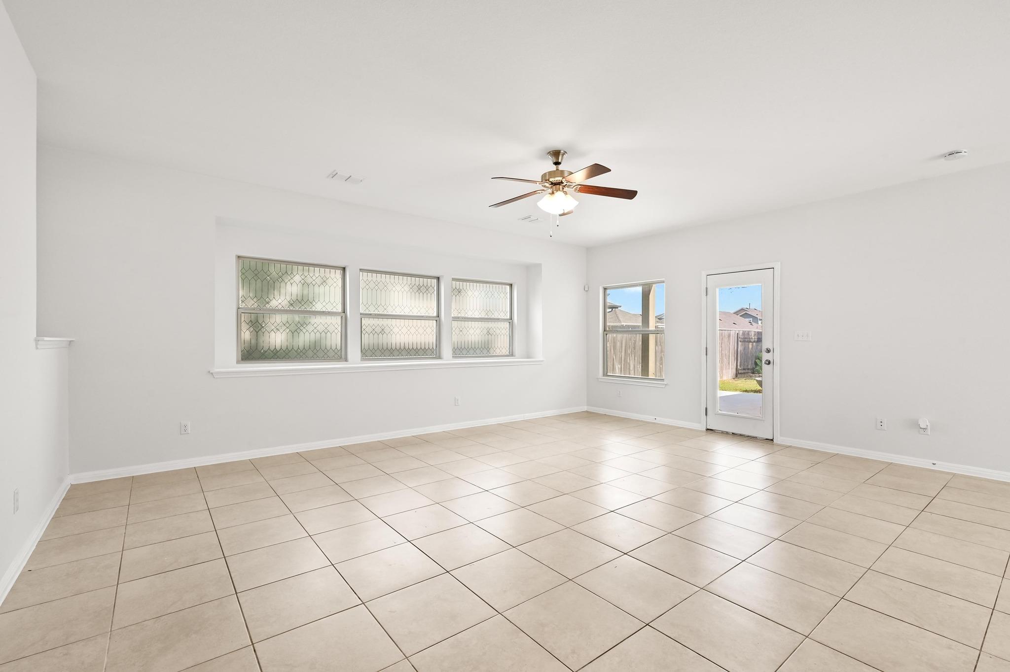 114 Alford St, San Marcos, TX 78666