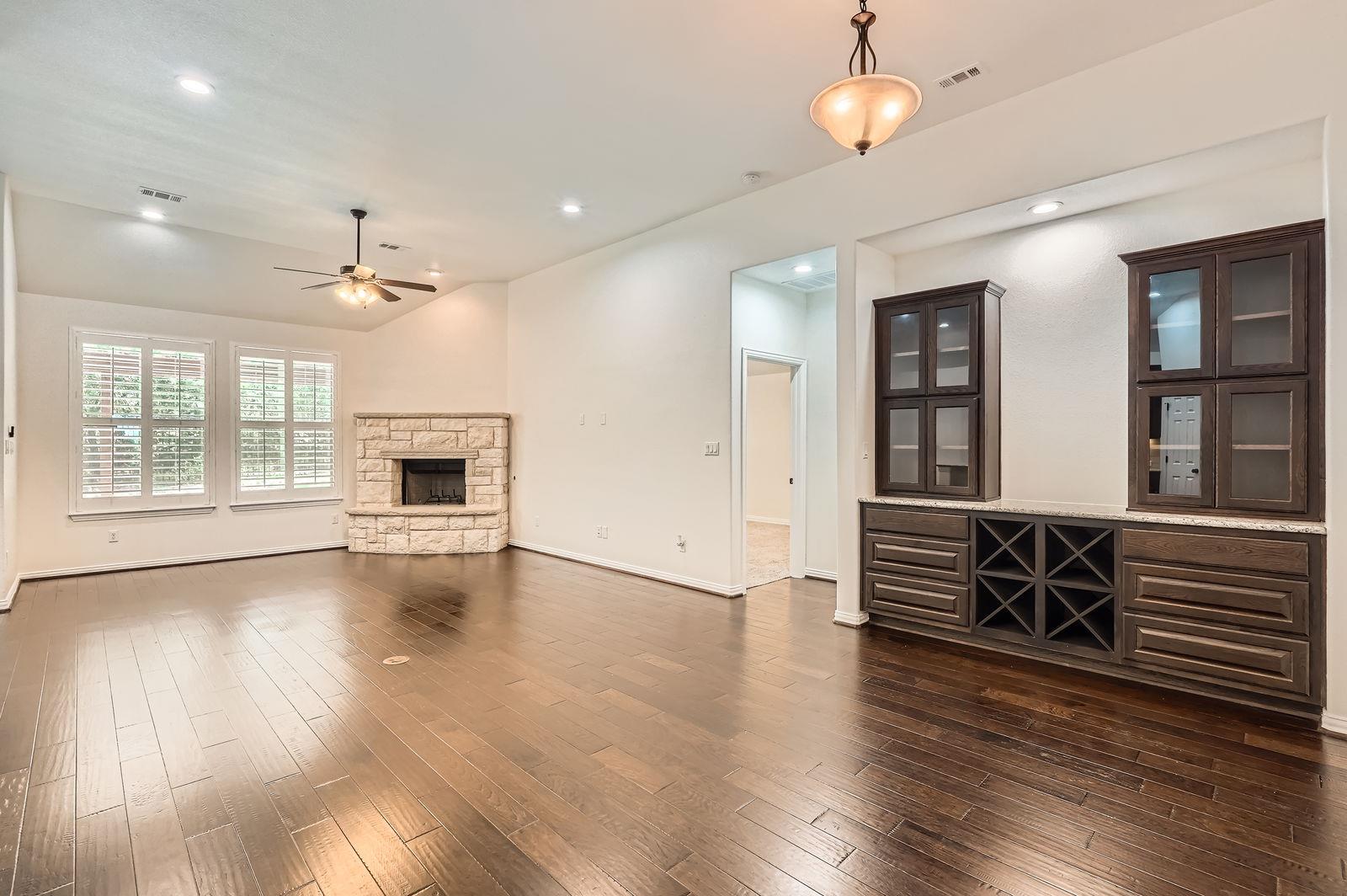 851 Catalina Ln, Austin, TX 78737