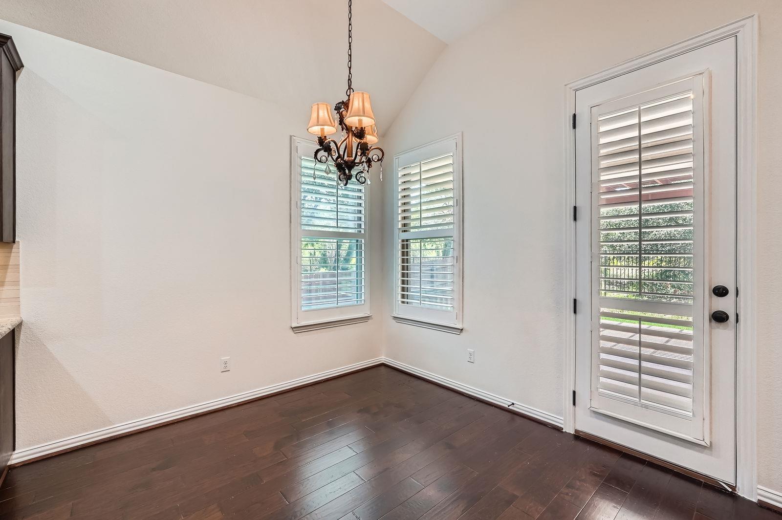 851 Catalina Ln, Austin, TX 78737