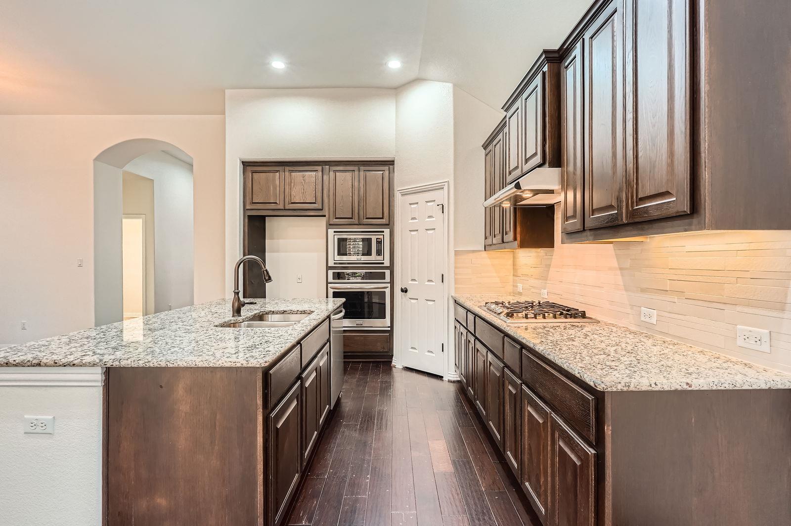 851 Catalina Ln, Austin, TX 78737