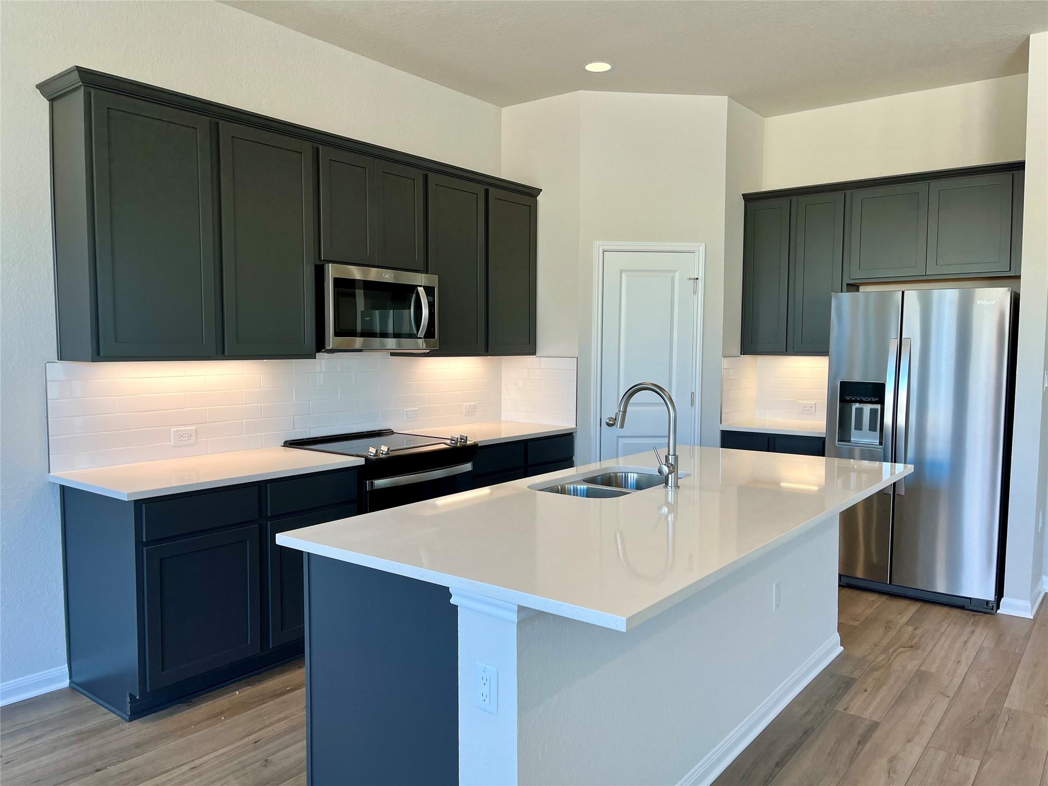 320 Creek Rd # 305, Dripping Springs, TX 78620