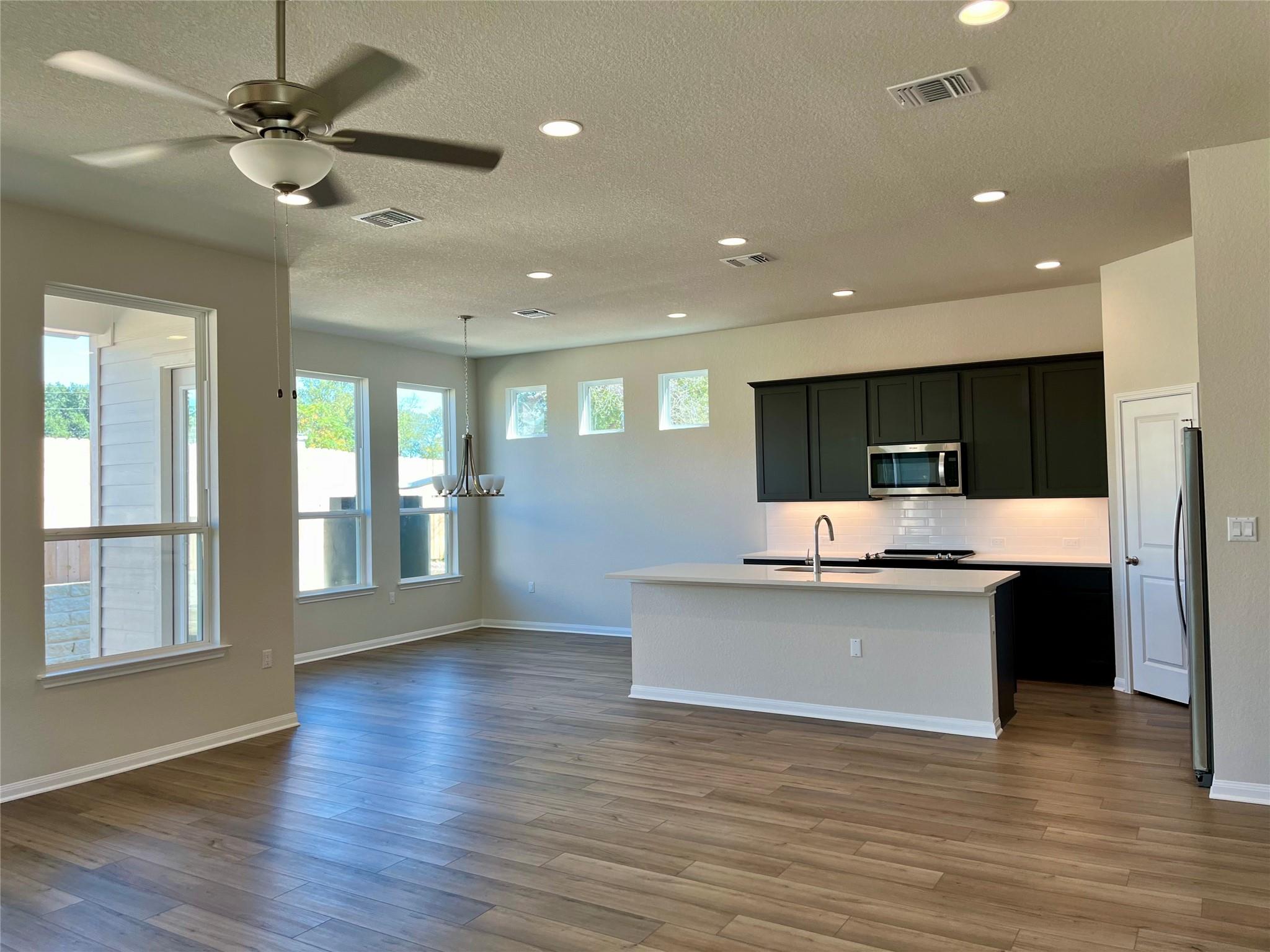 320 Creek Rd # 305, Dripping Springs, TX 78620
