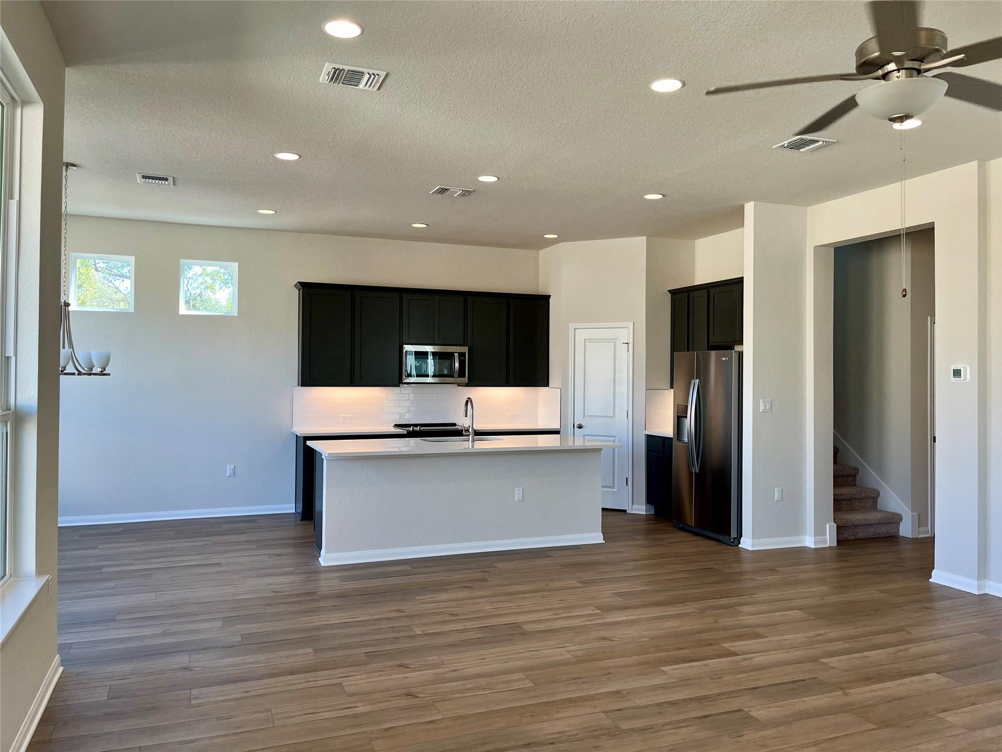 320 Creek Rd # 305, Dripping Springs, TX 78620