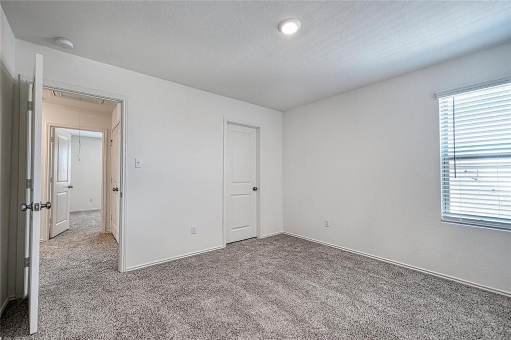 772 Circle Way, Jarrell, TX 76537