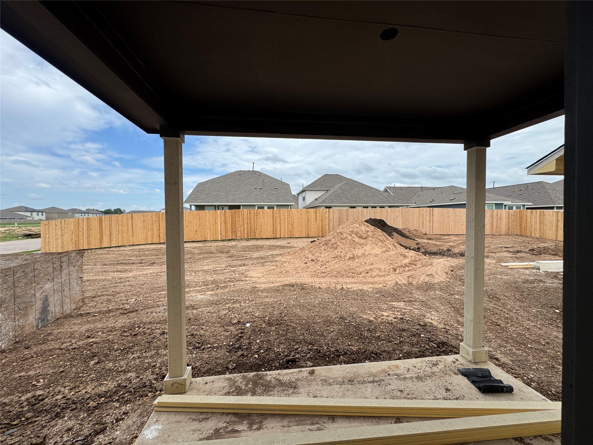 301 Willow Heights Dr, Hutto, TX 78634