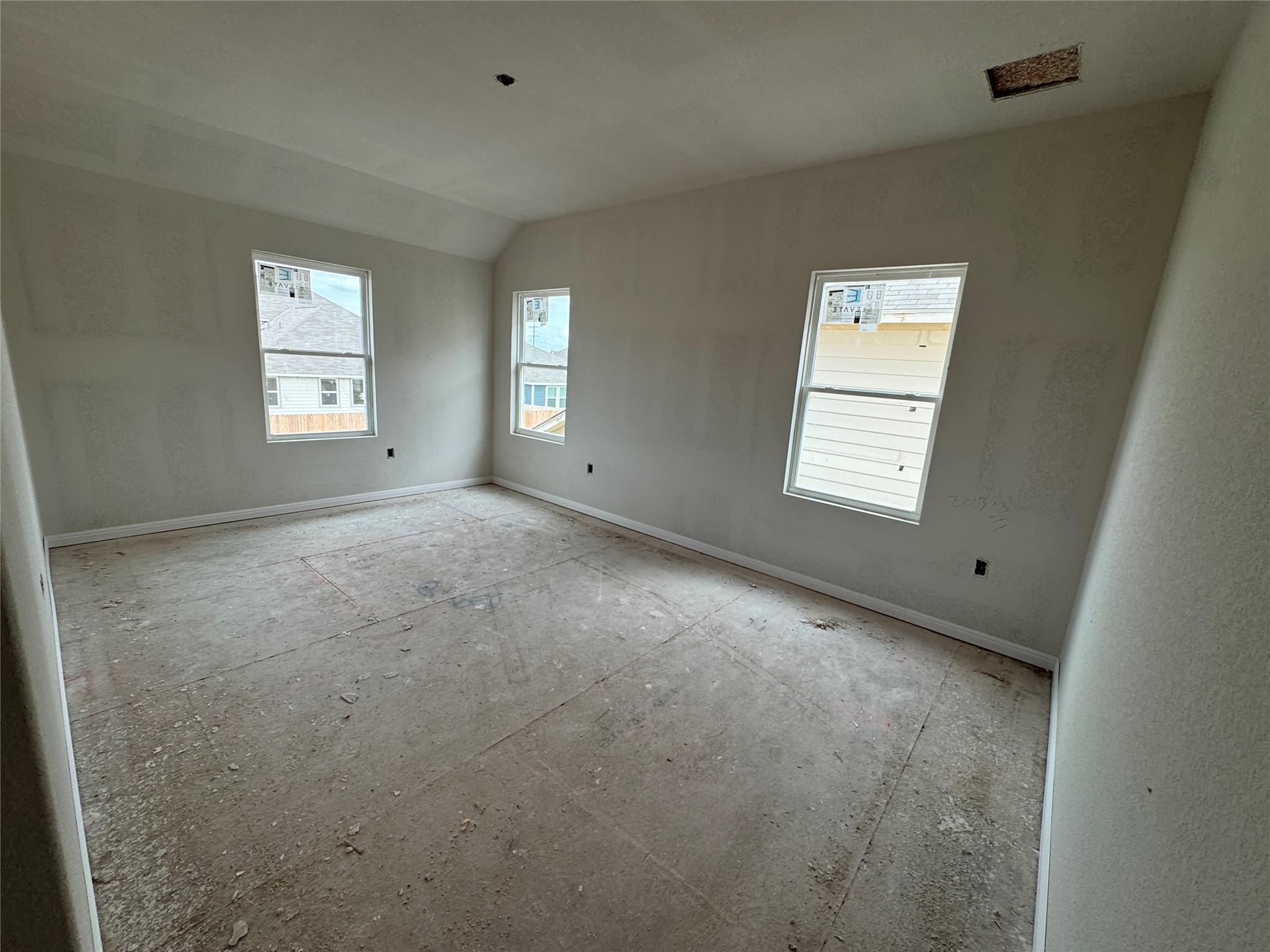 301 Willow Heights Dr, Hutto, TX 78634