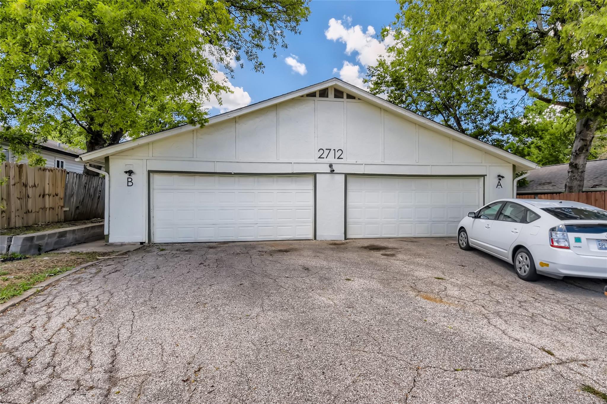 2712 Parker Ln # B, Austin, TX 78741