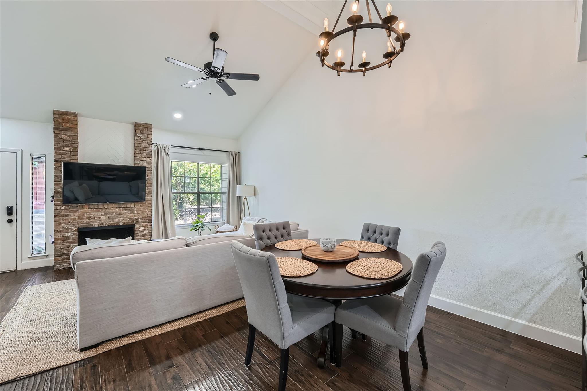 1748 Ohlen Rd # 10, Austin, TX 78757