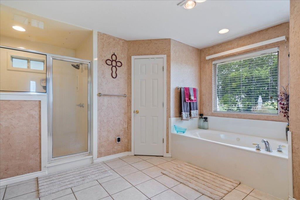 1301 County Road 448, Taylor, TX 76574