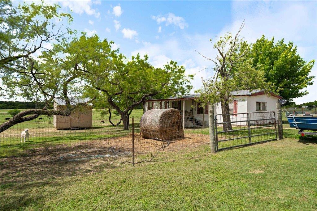 1301 County Road 448, Taylor, TX 76574
