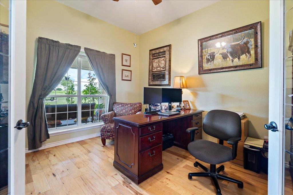 1301 County Road 448, Taylor, TX 76574