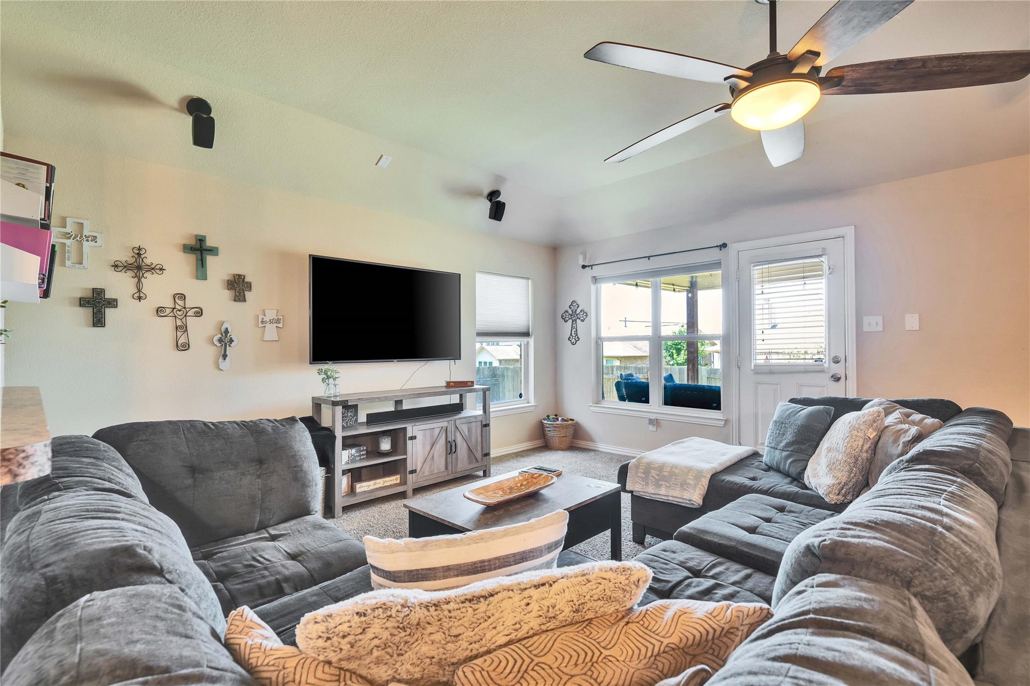 228 Lavender Ln, Buda, TX 78610