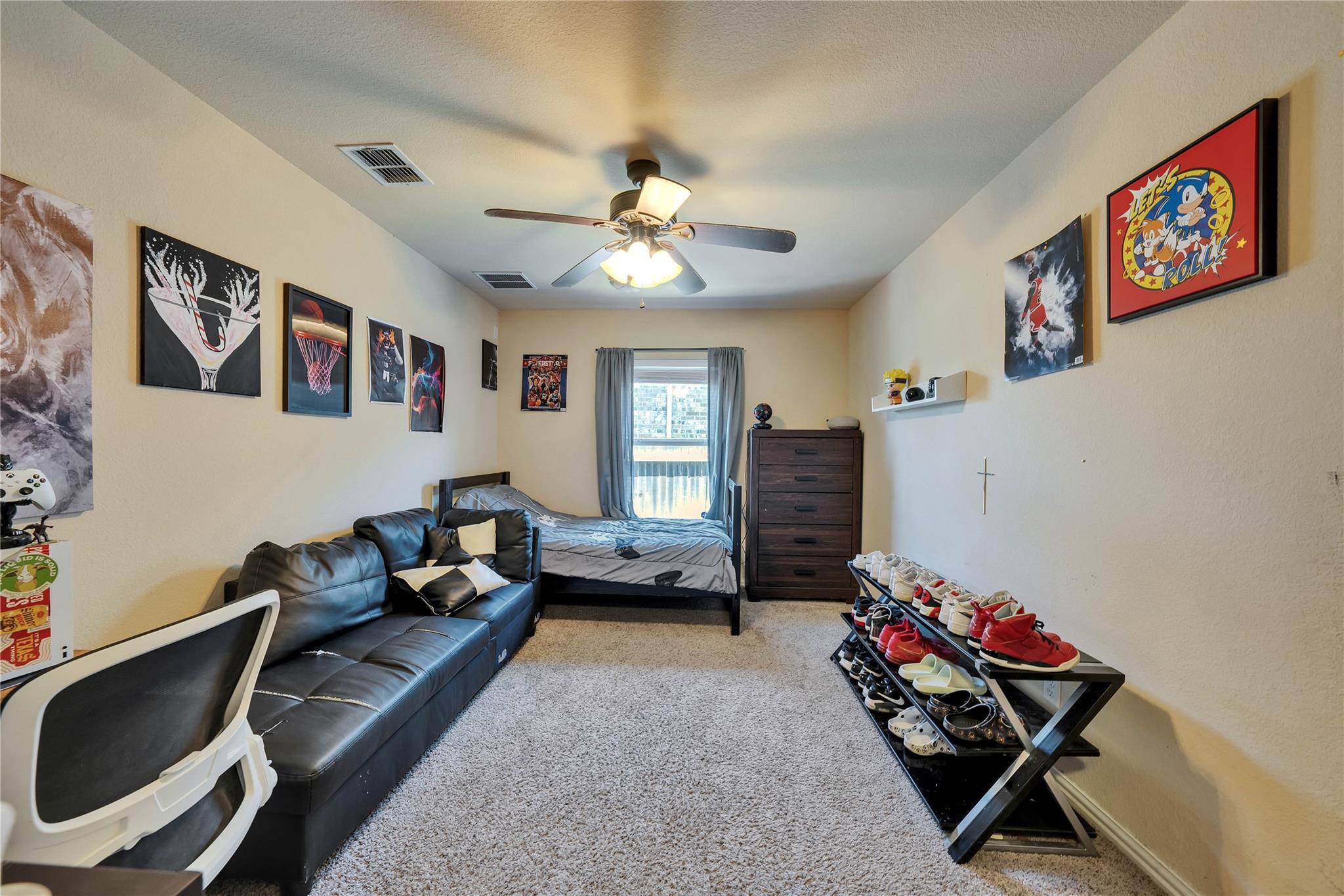 228 Lavender Ln, Buda, TX 78610