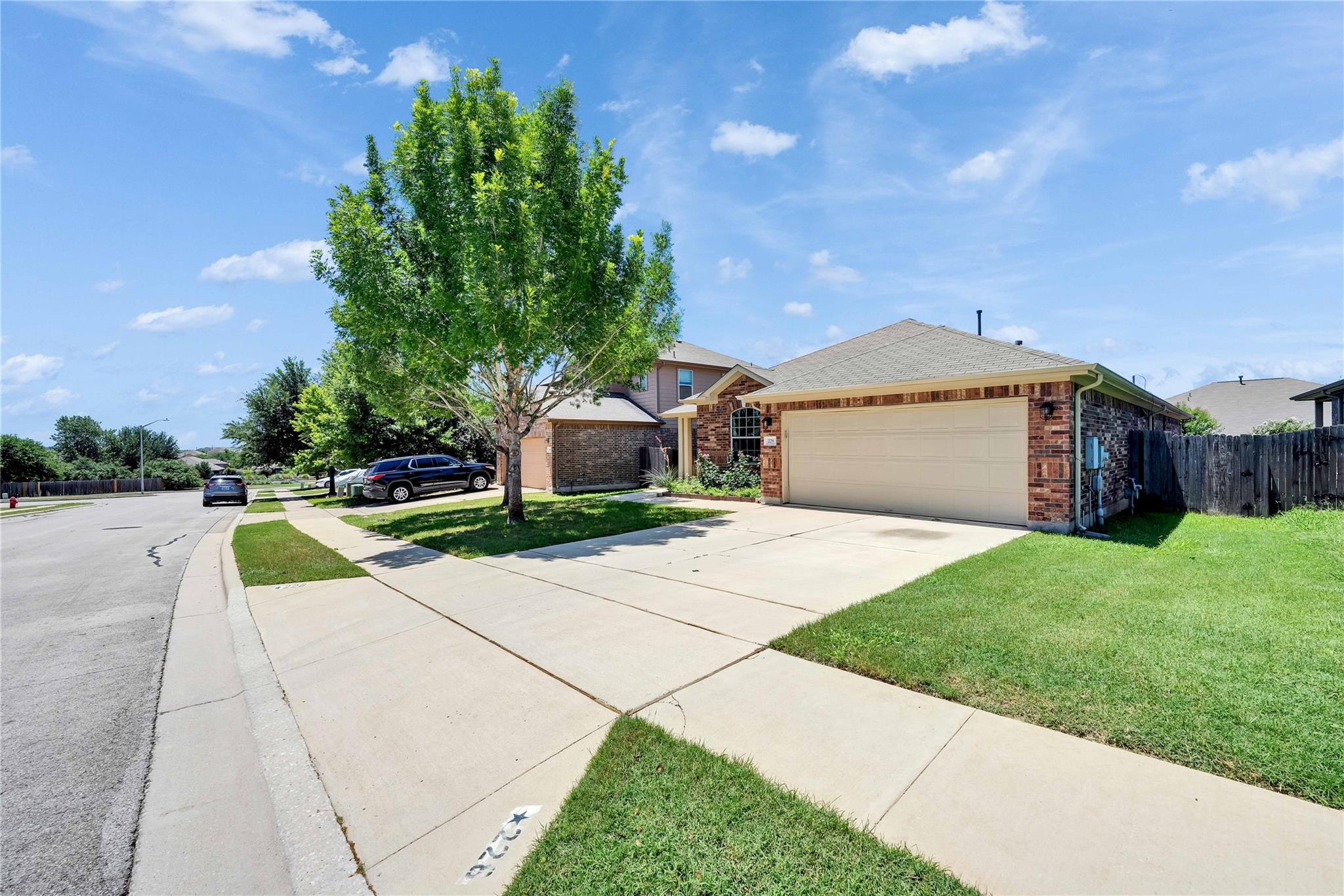 228 Lavender Ln, Buda, TX 78610