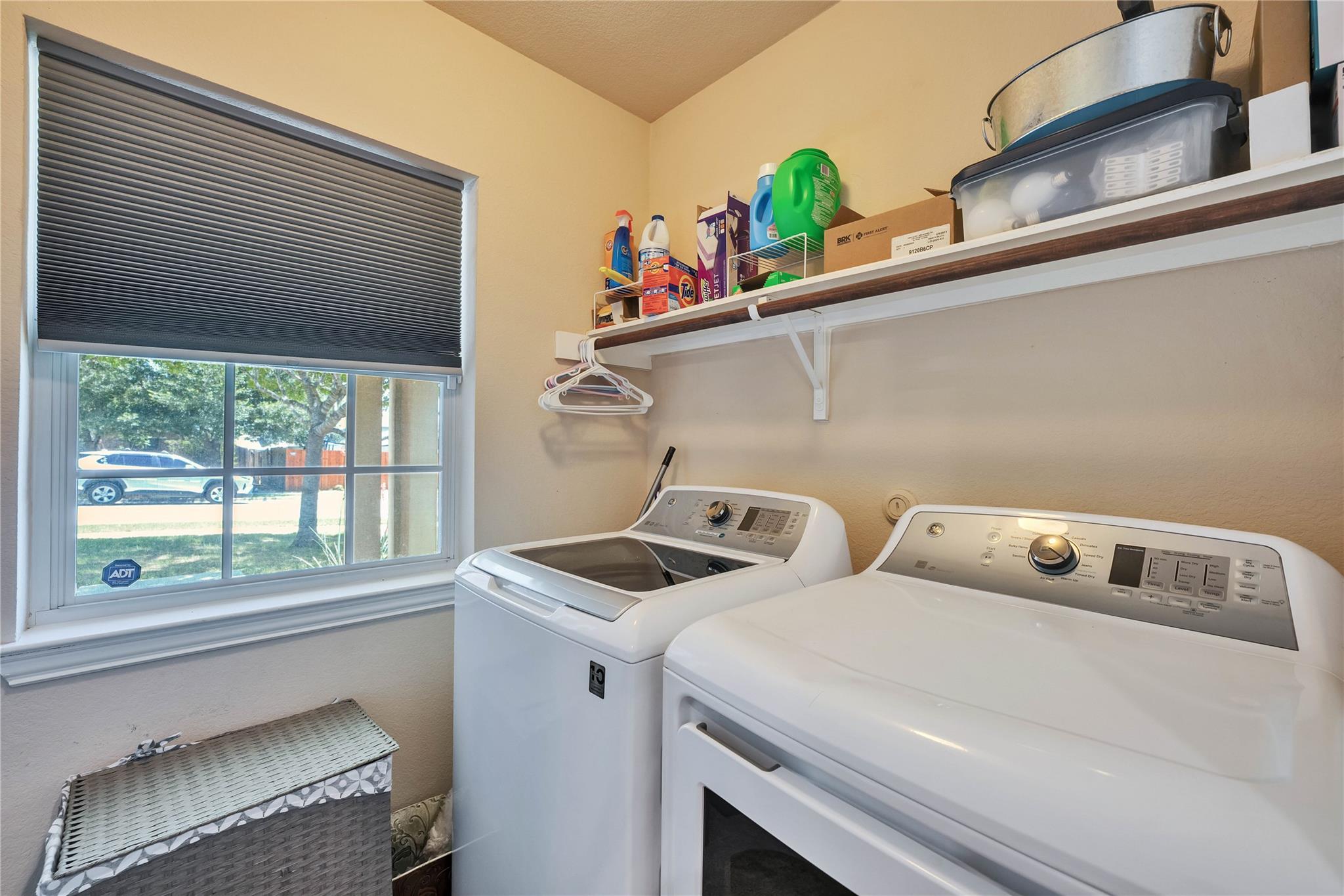 228 Lavender Ln, Buda, TX 78610